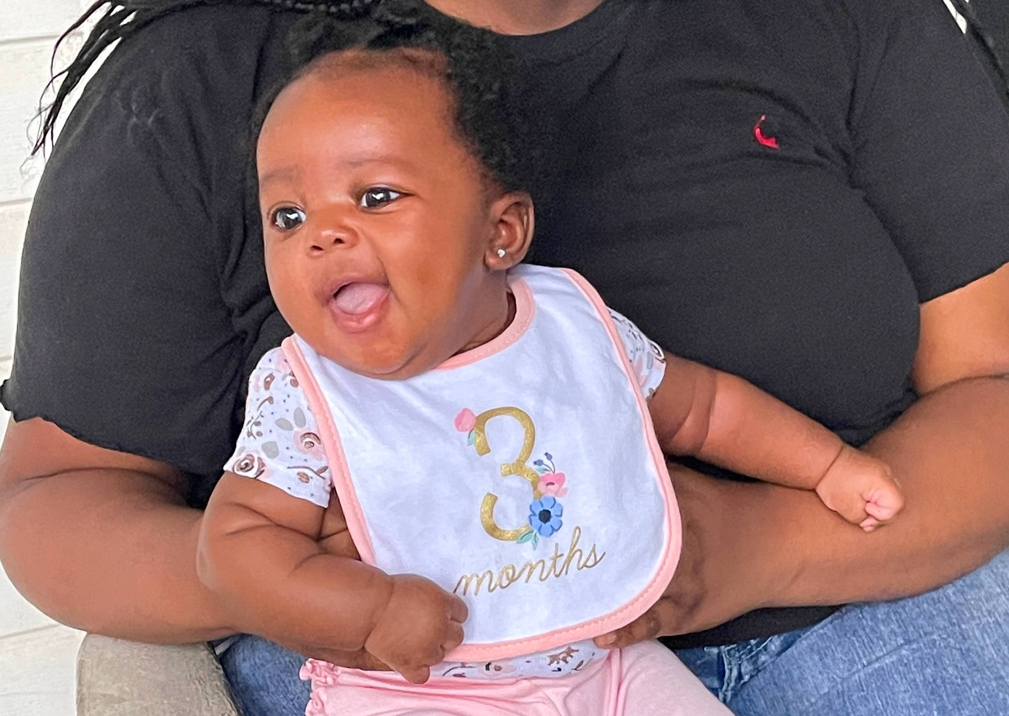 Aubreigh is registered to the contest to win money with this photo: arm, cheek, chin, eye, face, facial_expression, forehead, hair, head, human_body, joint, lip, mouth, muscle, neck, nose, organ, person, shirt, shoulder