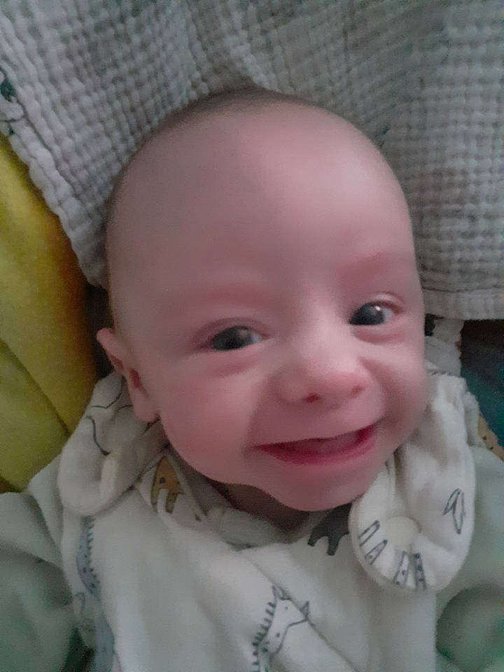 Riley a rejoint le concours — aidez-le/la à gagner de superbes lots ! baby, baby_toddler_clothing, cheek, child, collar, comfort, eyelash, face, grass, happy, iris, linens, lip, mouth, nose, person, skin, sleeve, smile, textile