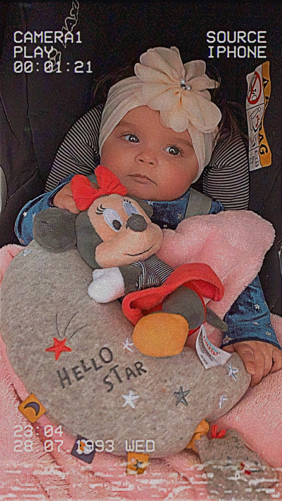 Alana a rejoint le concours — aidez-le/la à gagner de superbes lots ! advertising, animation, art, baby, carmine, cartoon, child, christmas_eve, circle, fiction, fictional_character, font, happy, headwear, humour, illustration, person, photo_caption, toddler