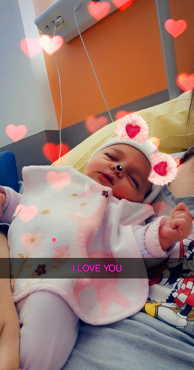 Lola a rejoint le concours — aidez-le/la à gagner de superbes lots ! baby, birth, cheek, child, headwear, person, skin, toddler