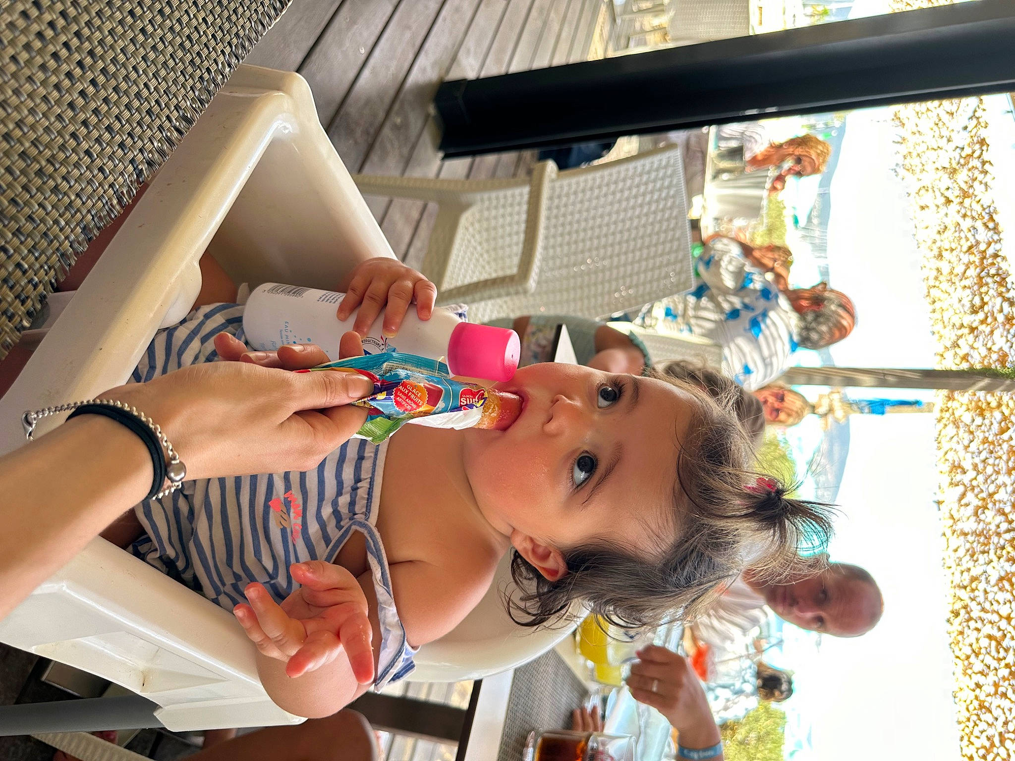 Chiara participe au concours pour gagner de l'argent avec cette photo : abdomen, chest, child, dress, event, eyewear, fashion_design, fun, happy, human_leg, jewellery, leisure, person, room, sunglasses, surprise, thigh, toddler, toy, vacation