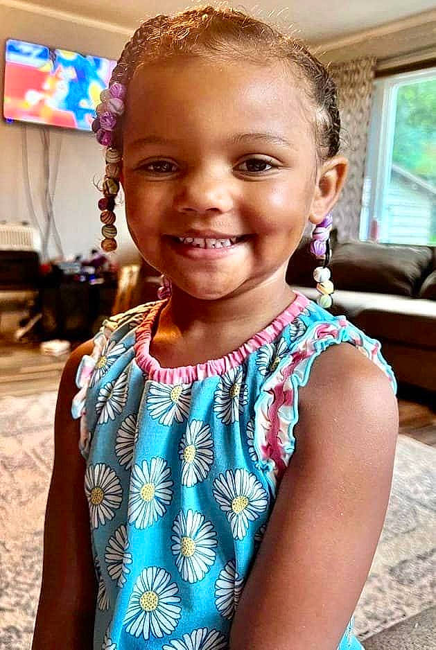 Ja Ariess is registered to the contest to win money with this photo: adaptation, child, community, event, facial_expression, fun, hair, hairstyle, happy, head, iris, jewellery, joy, leisure, neck, necklace, organ, person, skin, smile