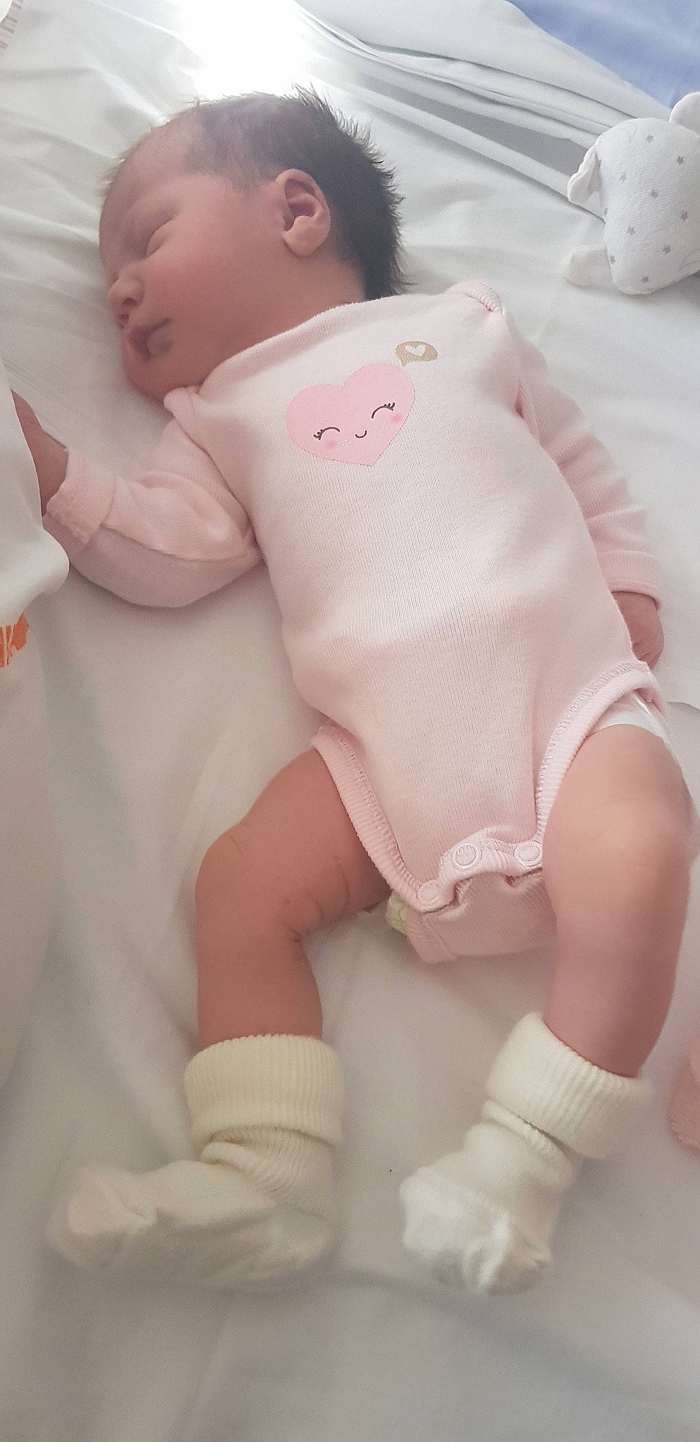 Chloe a rejoint le concours — aidez-le/la à gagner de superbes lots ! baby, cheek, child, joint, person, pink, skin, toddler