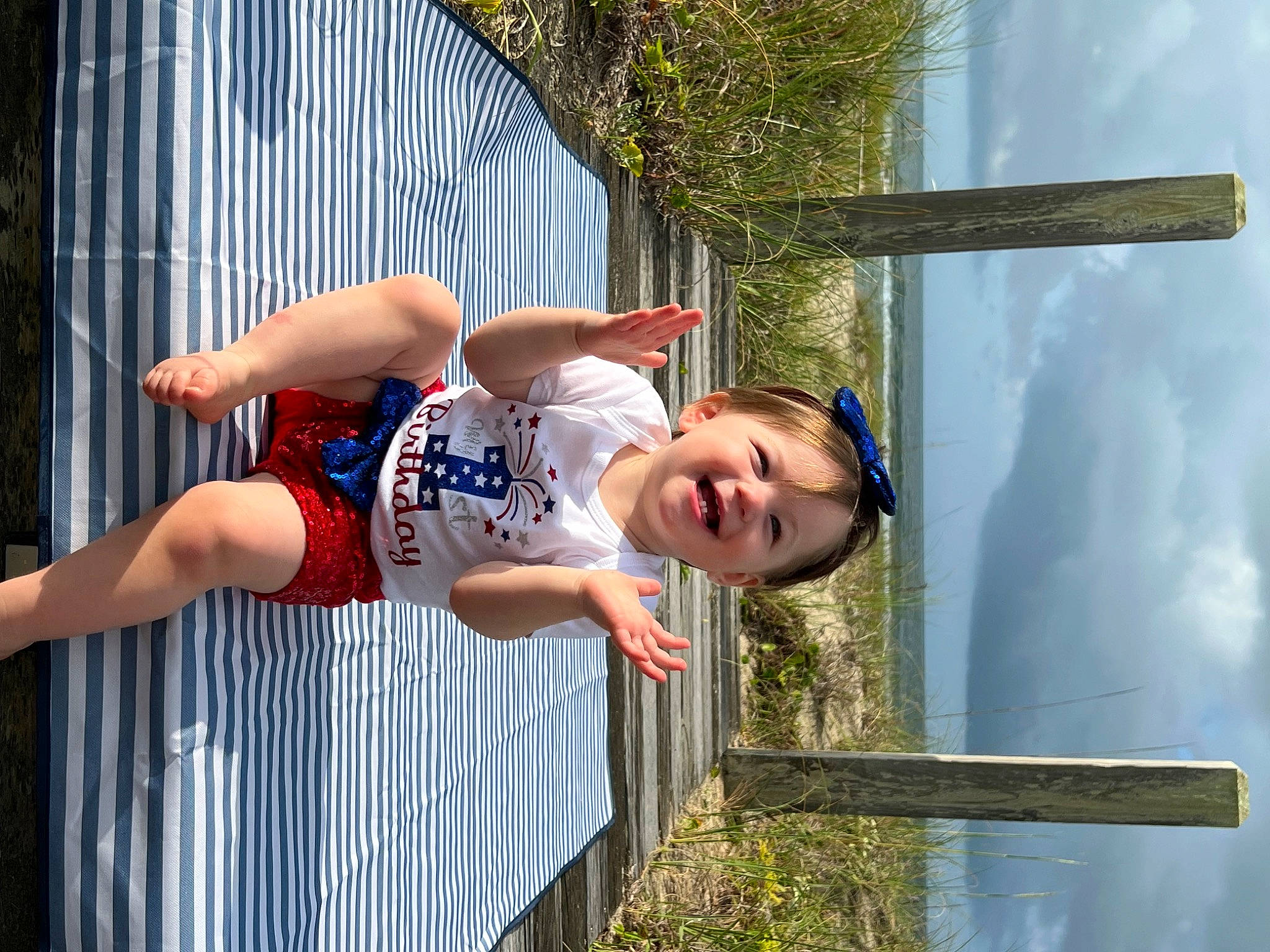 Caroline is registered to the contest to win money with this photo: competition, fun, happy, human_leg, joy, leisure, person, plant, recreation, shorts, sky, smile, sports, sports_uniform, sportswear, thigh, tree