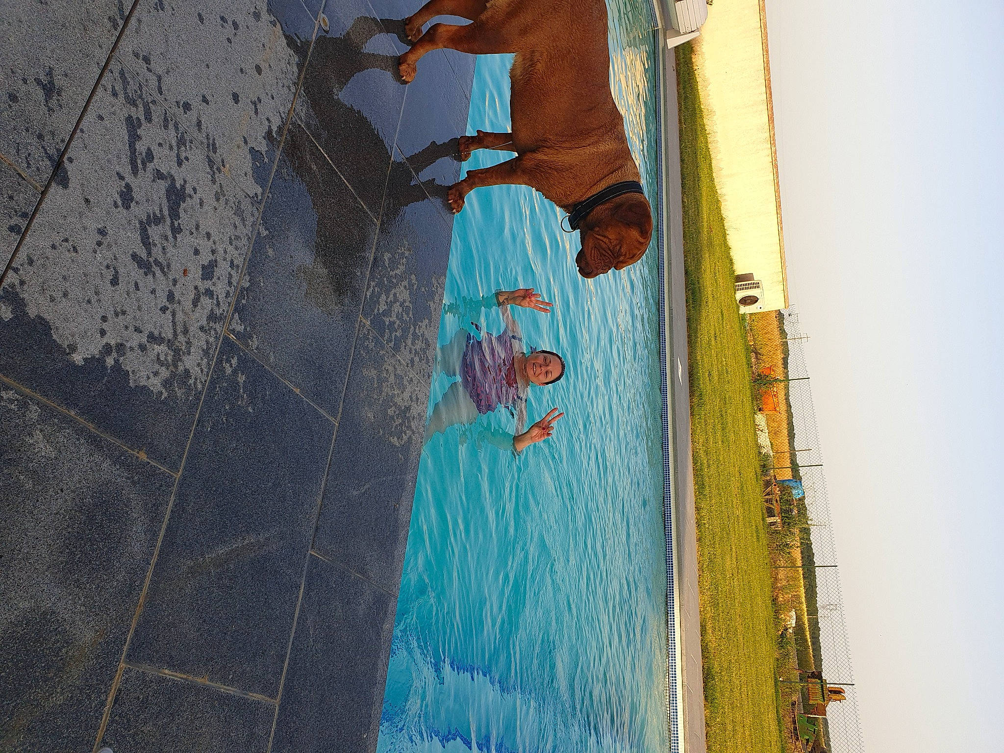 Jelsy participe au concours pour gagner de l'argent avec cette photo : adventure, art, azure, climbing, concrete, electric_blue, facade, leisure, pattern, recreation, shadow, sky, swimming_pool, textile, tints_and_shades, visual_arts, wall, water, wood, world