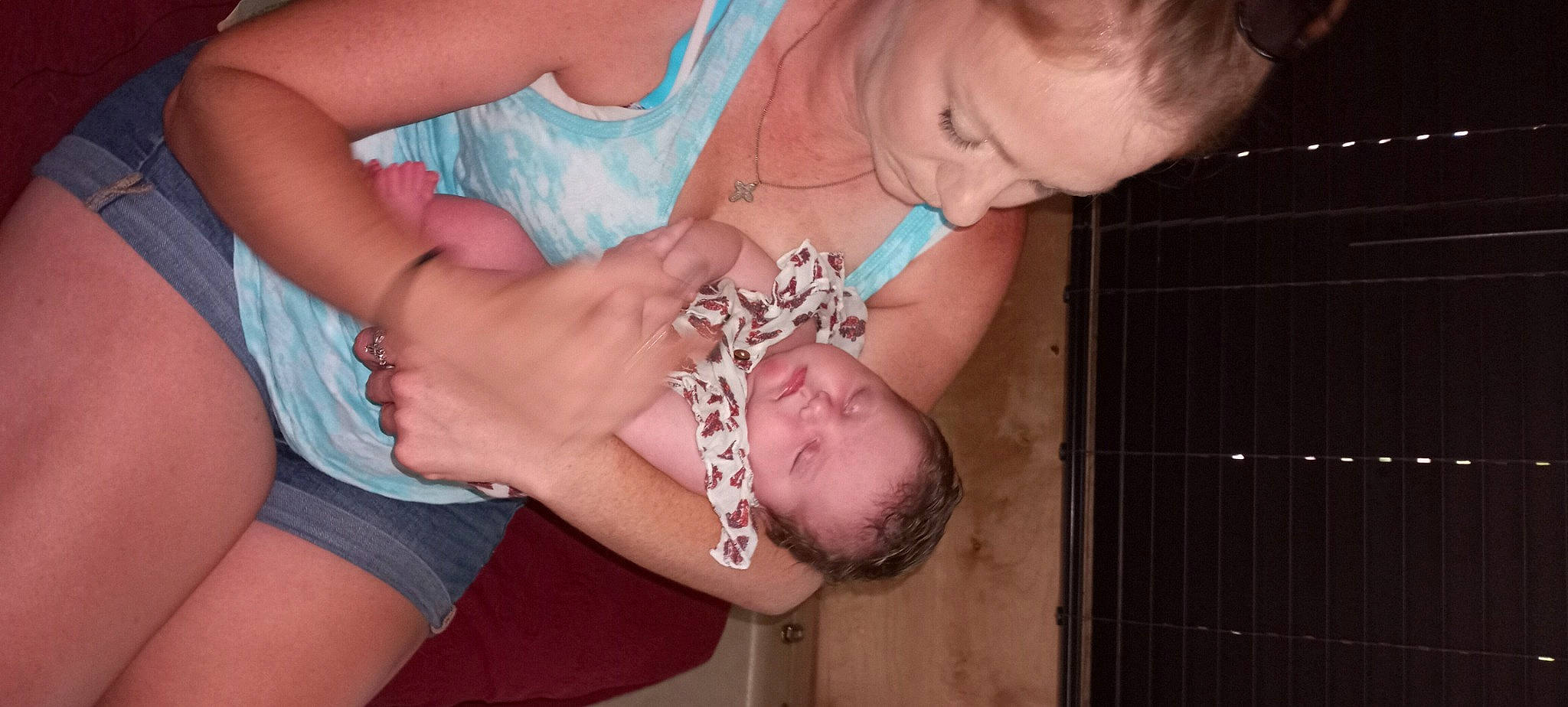 Gentry is registered to the contest to win money with this photo: arm, baby, cheek, chest, gesture, hair, hand, happy, head, human_body, leg, mouth, nail, neck, organ, person, shoulder, skin, stomach, toddler