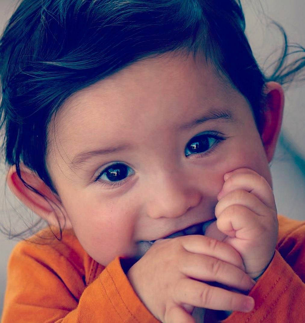 Joaquin is registered to the contest to win money with this photo: azure, cheek, chin, ear, eyebrow, eyelash, forehead, hand, happy, human_body, jaw, lip, mouth, muscle, neck, nose, organ, person, photograph, skin