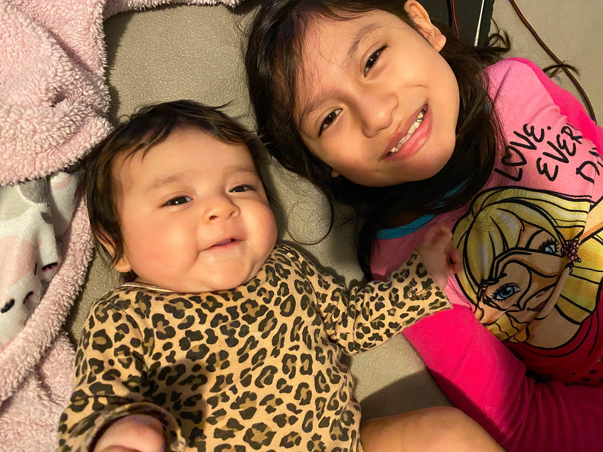 Elisa is registered to the contest to win money with this photo: cheek, chin, eye, eyebrow, face, facial_expression, hairstyle, happy, head, human, iris, joy, lip, mouth, neck, nose, organ, person, product, skin