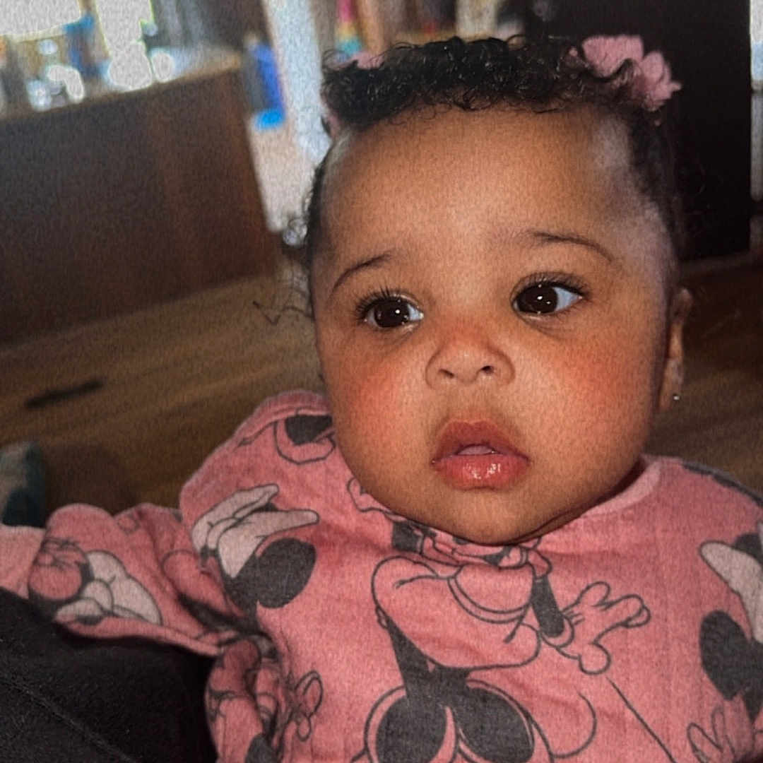 Unayiah joined the competition — help win amazing prizes! baby, bodypart, clothing, coat, face, hair, happy, head, hoodie, indoors, jacket, knitwear, mouth, person, photography, portrait, selfie, smile, sweater, sweatshirt
