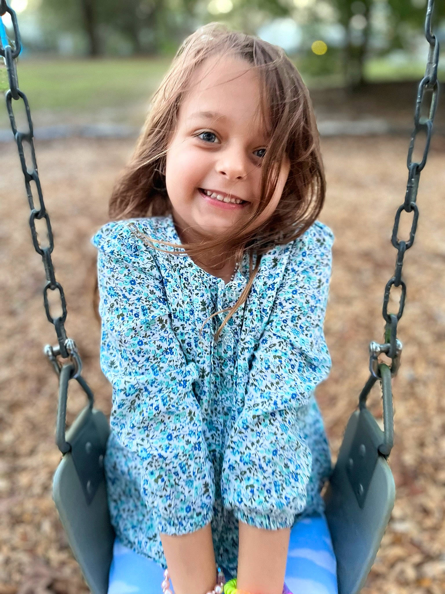 Juliette joined the competition — help win amazing prizes! arm, blue, clothing, eye, face, facial_expression, hair, hairstyle, hand, head, jeans, joy, leaf, nature, organ, person, photograph, shoulder, skin, smile