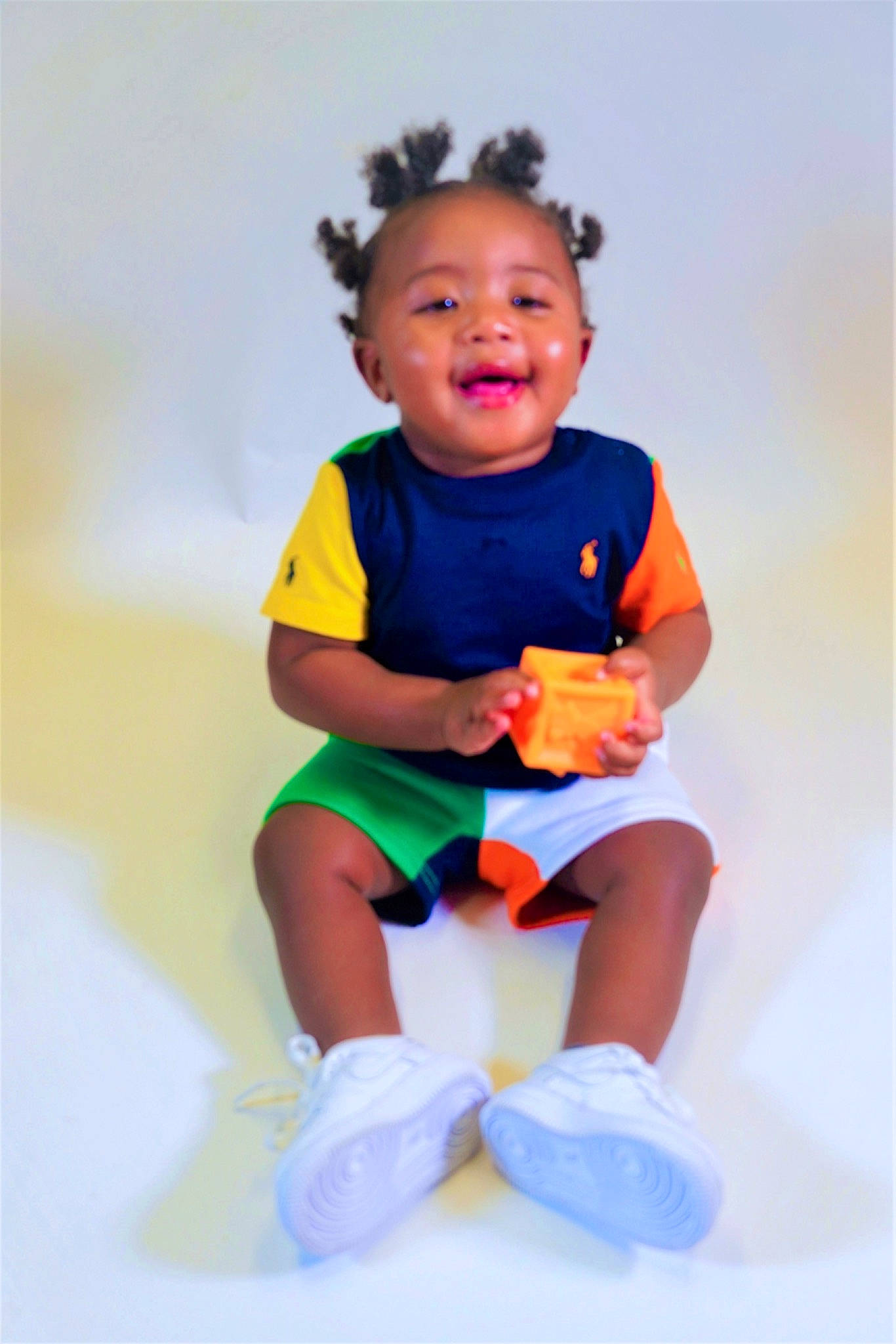 Kaidence is registered to the contest to win money with this photo: baby, baby_toddler_clothing, dress, electric_blue, eye, face, flash_photography, fun, gesture, hair, happy, head, human_body, knee, leisure, person, shorts, sleeve, smile, t_shirt