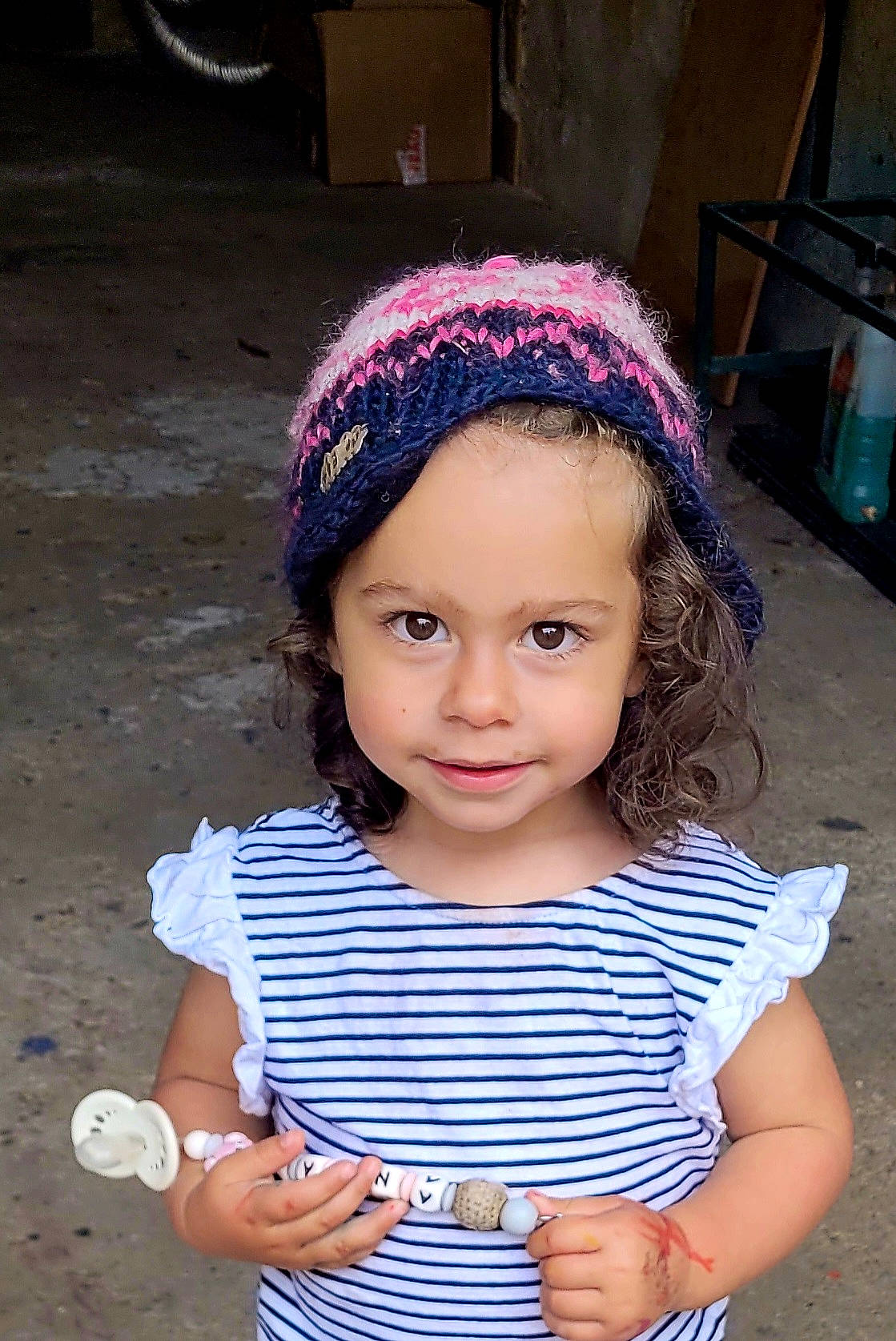 Anna a rejoint le concours — aidez-le/la à gagner de superbes lots ! baby, baby_toddler_clothing, beauty, cap, child, electric_blue, fashion_accessory, fun, hairstyle, happy, headband, headwear, joy, magenta, pattern, person, pink, purple, skin, sleeve