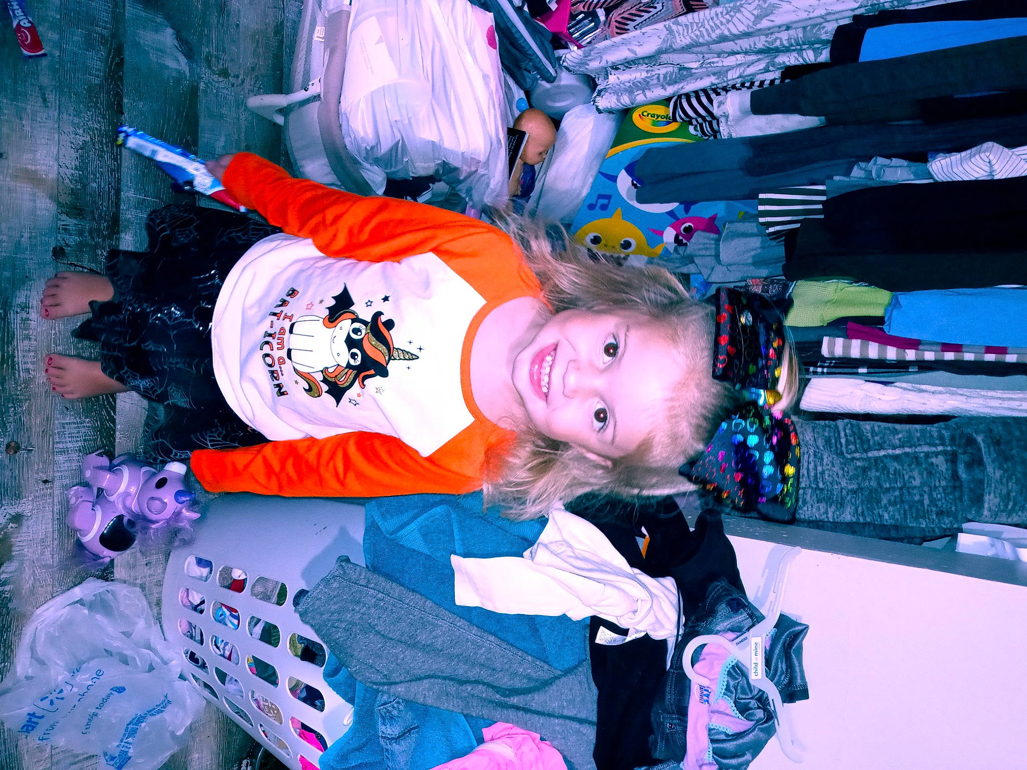 Oaklynn is registered to the contest to win money with this photo: art, child, fun, joy, person