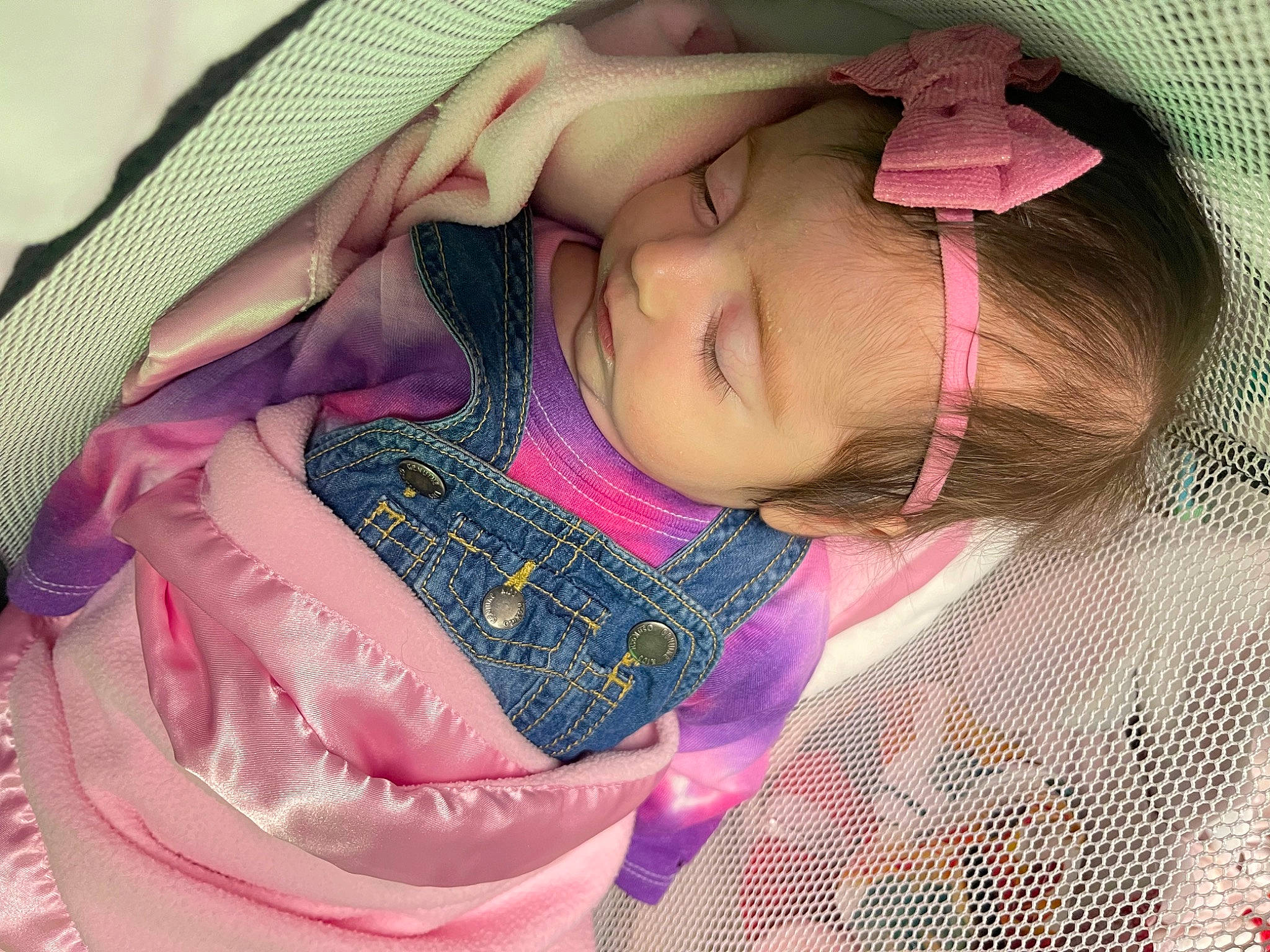 Ivy is registered to the contest to win money with this photo: chin, comfort, eyebrow, eyelash, eyewear, happy, human_body, iris, lip, magenta, mouth, neck, nose, pattern, person, pink, purple, skin, sleeve, textile