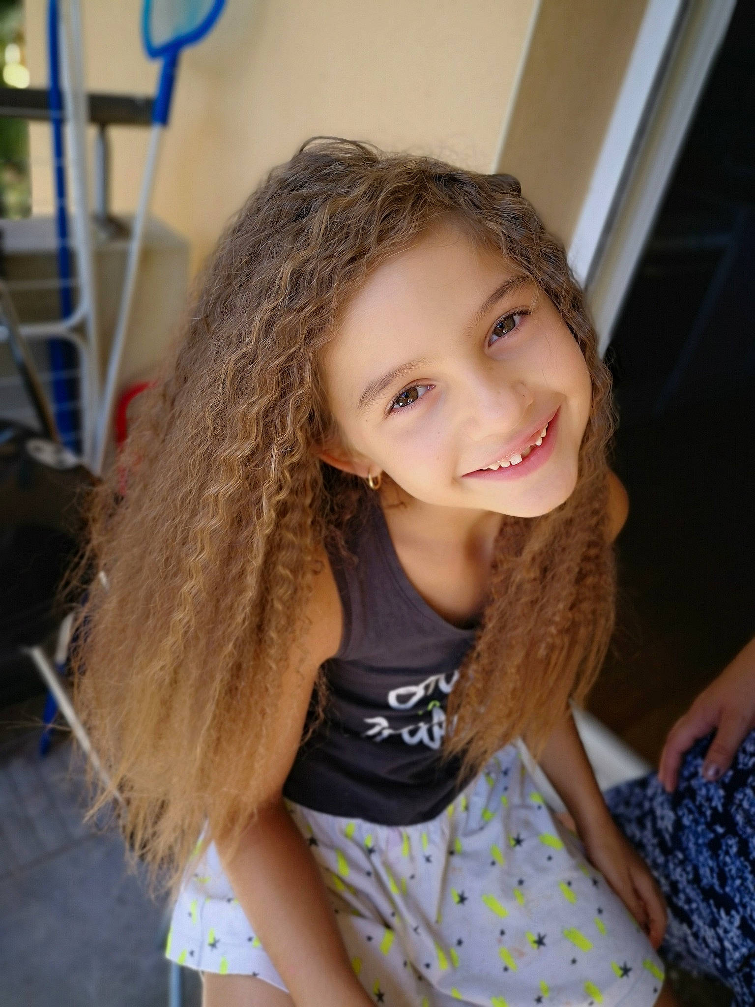 Kenza a rejoint le concours — aidez-le/la à gagner de superbes lots ! beauty, black_hair, brown_hair, child, child_model, chin, face, hair, hair_coloring, hairstyle, joy, layered_hair, lip, long_hair, person, photography, smile