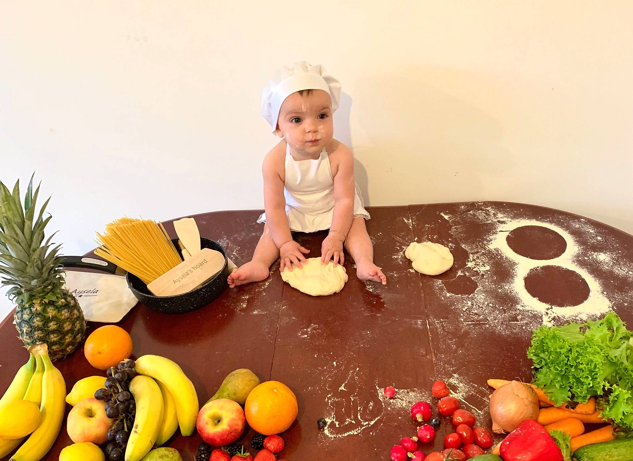 Aysela joined the competition — help win amazing prizes! ananas, banana, cake, cake_decorating, cake_decorating_supply, cooking_plantain, cuisine, food, food_group, fruit, icing, ingredient, matoke, natural_foods, orange, person, plant, recipe, saba_banana, sugar_cake