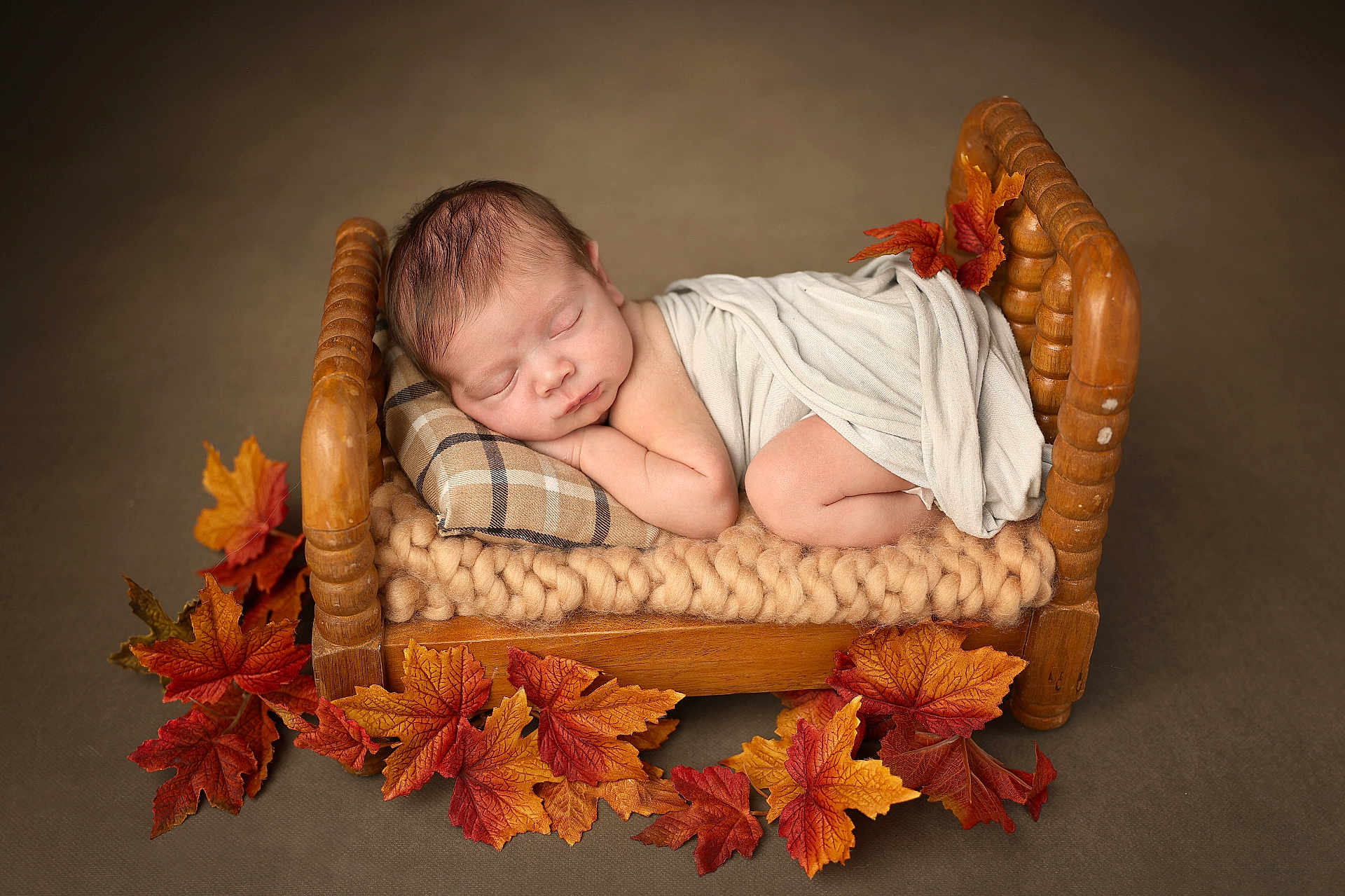 Alessio participe au concours pour gagner de l'argent avec cette photo : autumn_leaves, baby, blanket, child, cozy, cute, decor, fall, indoors, infant, newborn, peaceful, pillow, portrait, resting, sleeping, soft_lighting, tiny_bed, wooden_bed, wrapped