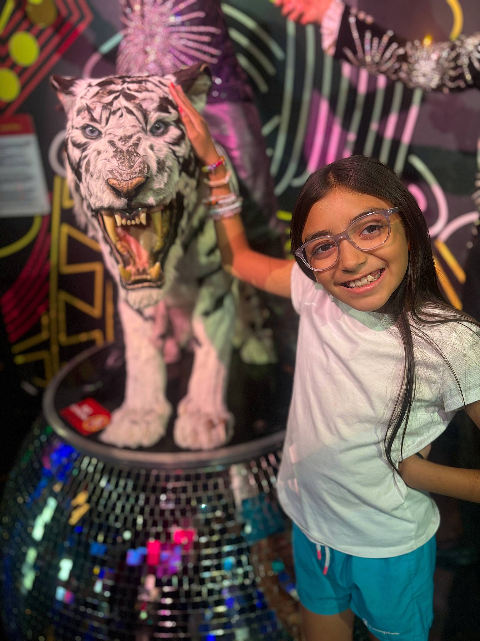 Eliciana joined the competition — help win amazing prizes! art, bengal_tiger, big_cats, entertainment, event, eyewear, felidae, fun, fur, happy, joy, leisure, lighting, party, person, recreation, shorts, smile, snapshot, t_shirt