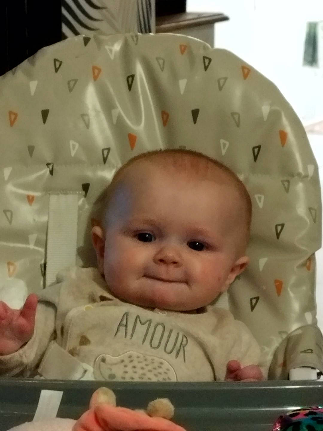 Shona a rejoint le concours — aidez-le/la à gagner de superbes lots ! baby, baby_products, baby_toddler_clothing, beauty, cheek, child, chin, comfort, eye, eyebrow, facial_expression, happy, iris, mouth, person, photograph, product, skin, smile, toddler