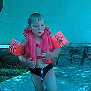 Lenny participe au concours pour gagner de l'argent avec cette photo :