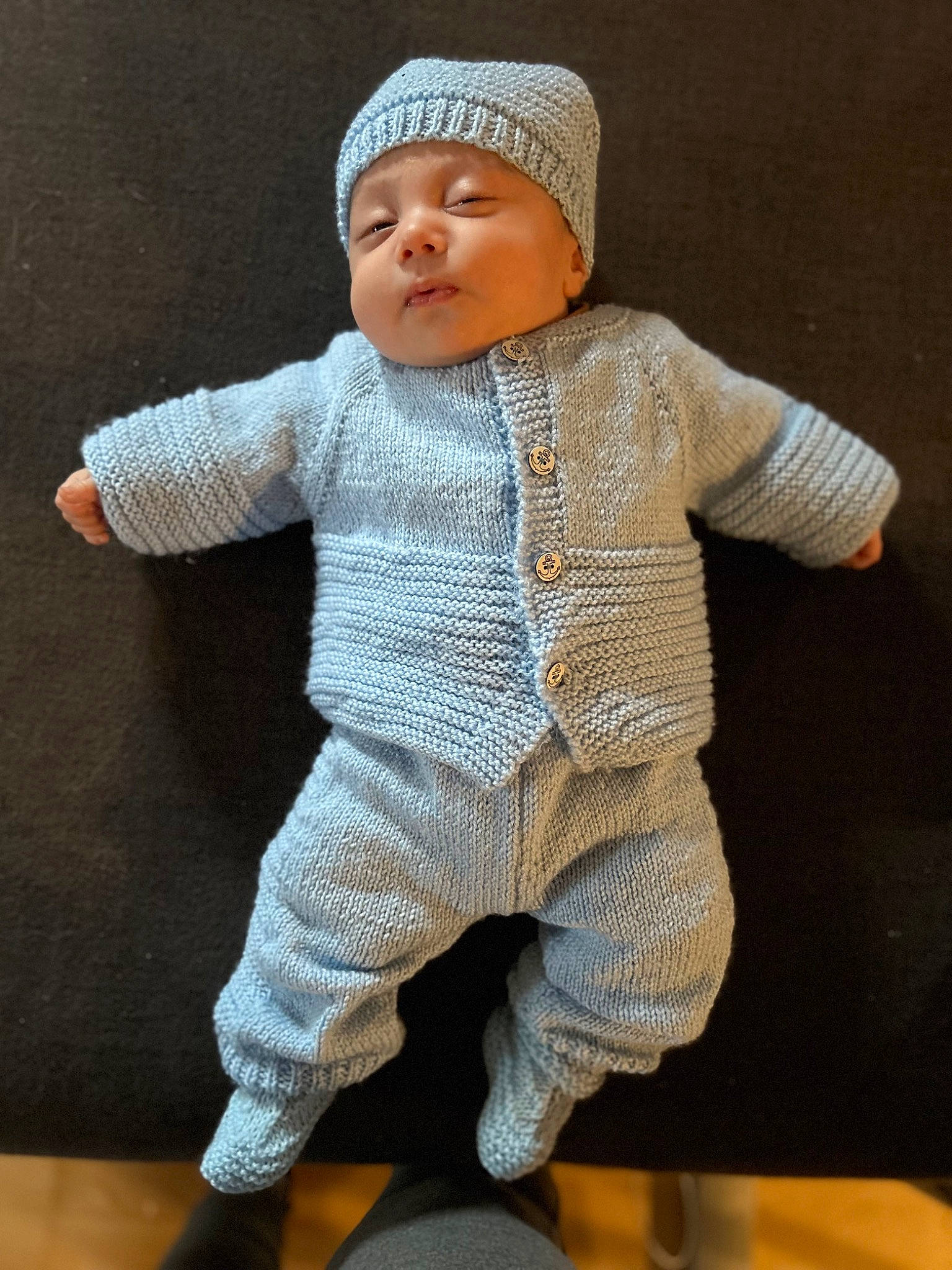 Marceau a rejoint le concours — aidez-le/la à gagner de superbes lots ! art, baby, baby_toddler_clothing, cap, child, crochet, doll, eye, face, fashion_accessory, fashion_design, fur, headgear, headwear, knit_cap, outerwear, pattern, person, sleeve, toddler