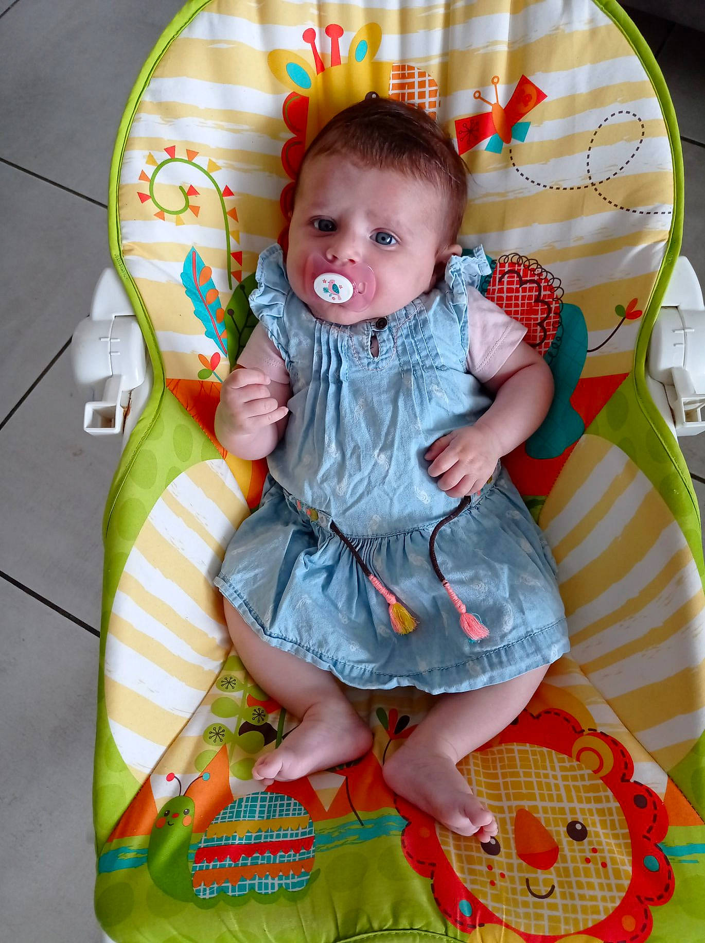 Andréa a rejoint le concours — aidez-le/la à gagner de superbes lots ! baby, baby_products, baby_toddler_clothing, chair, cheek, child, comfort, day_dress, dress, event, fun, grass, lap, linens, pattern, person, pink, play, sitting, skin