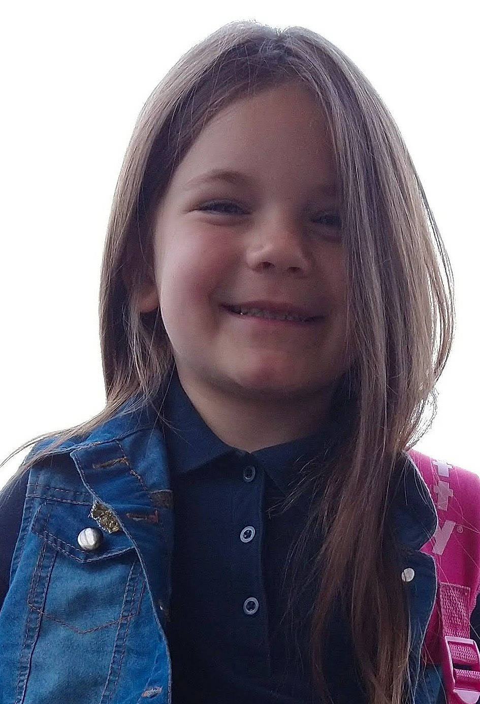 Timberlyn is registered to the contest to win money with this photo: beauty, collar, cool, eye, eyebrow, eyelash, facial_expression, fashion, flash_photography, happy, head, iris, joy, layered_hair, lip, neck, nose, outerwear, person, skin