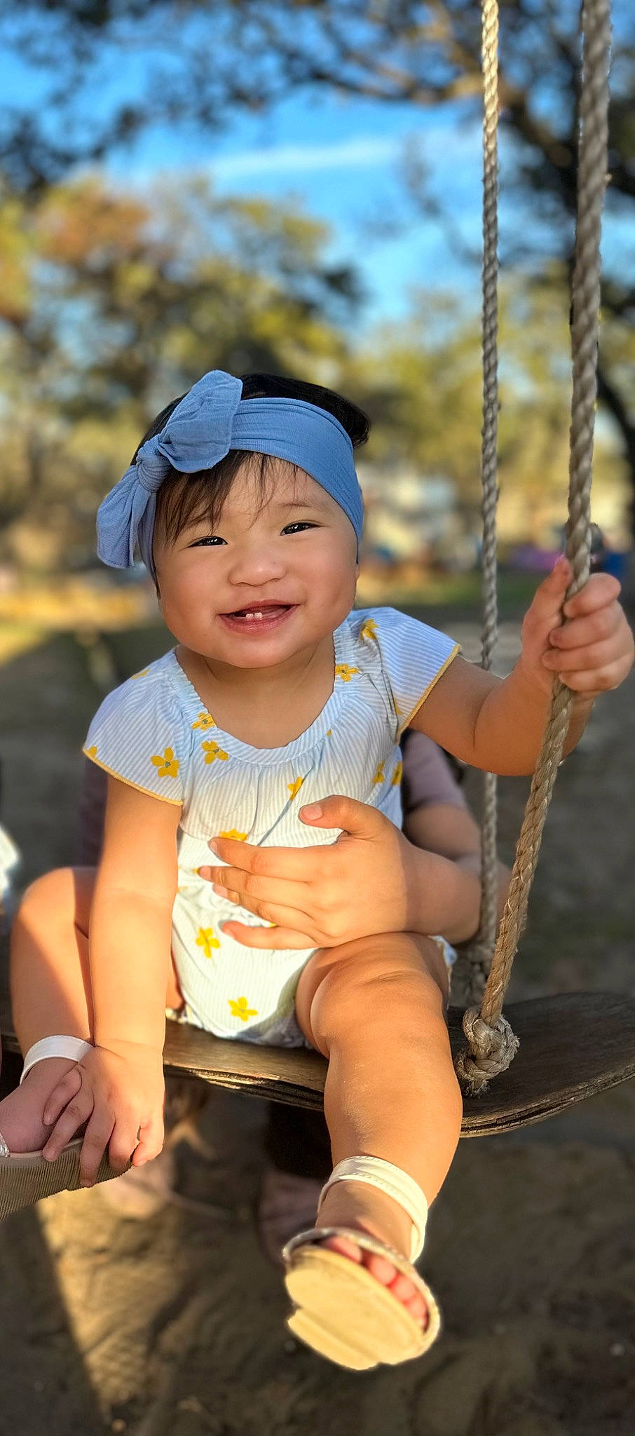 Zeniah is registered to the contest to win money with this photo: arm, baseball_cap, cap, chin, eye, face, facial_expression, finger, fun, hand, happy, head, headwear, leisure, organ, person, public_space, skin, smile, standing