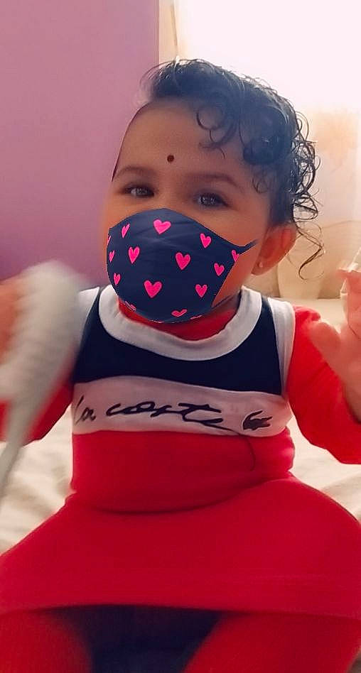 Keïssy a rejoint le concours — aidez-le/la à gagner de superbes lots ! baby, cheek, child, neck, person, smile, toddler