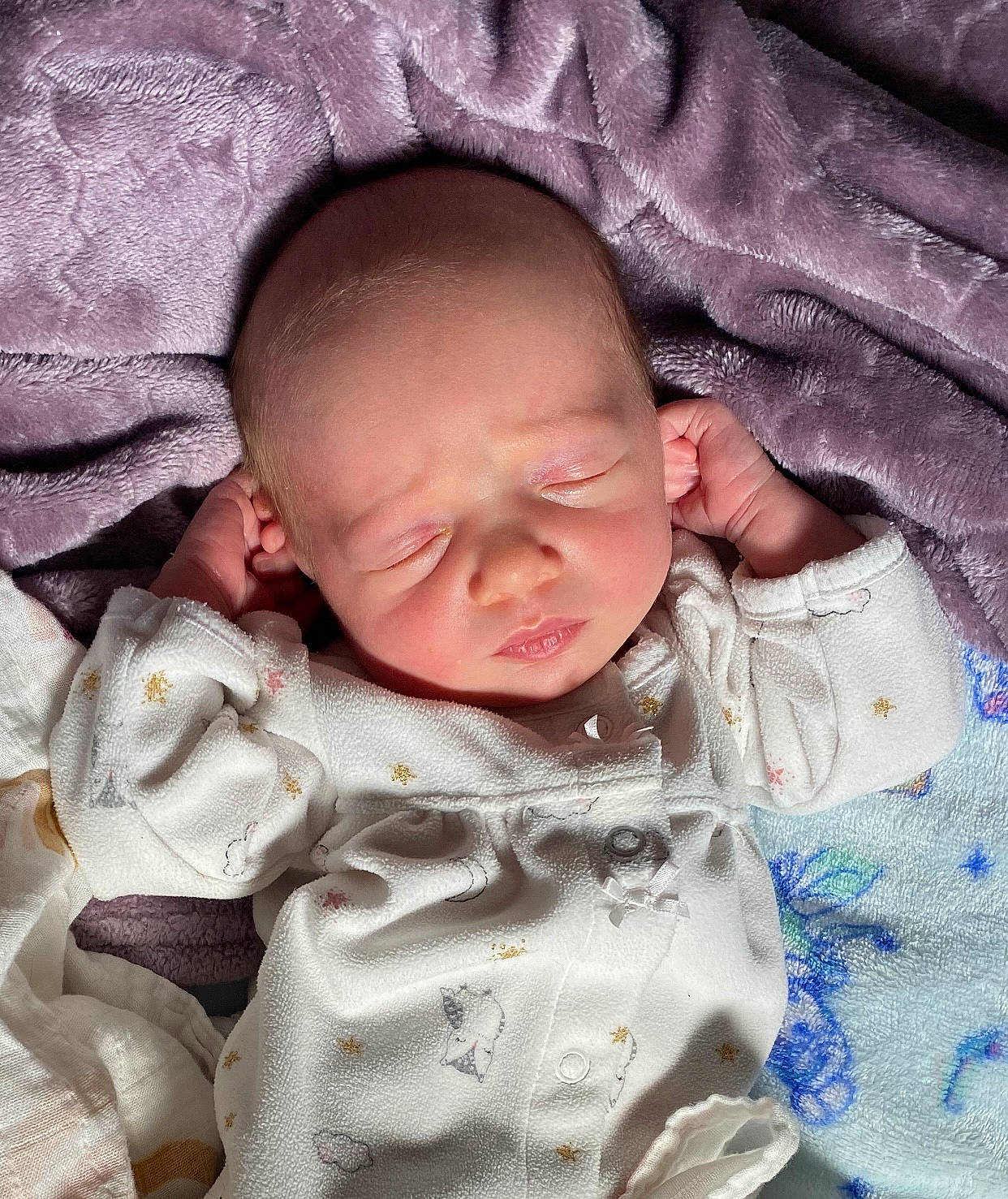 Jream is registered to the contest to win money with this photo: baby, baby_products, baby_sleeping, baby_toddler_clothing, brown, cheek, child, chin, comfort, face, head, iris, linens, lip, mouth, nose, person, sitting, skin, sleeve