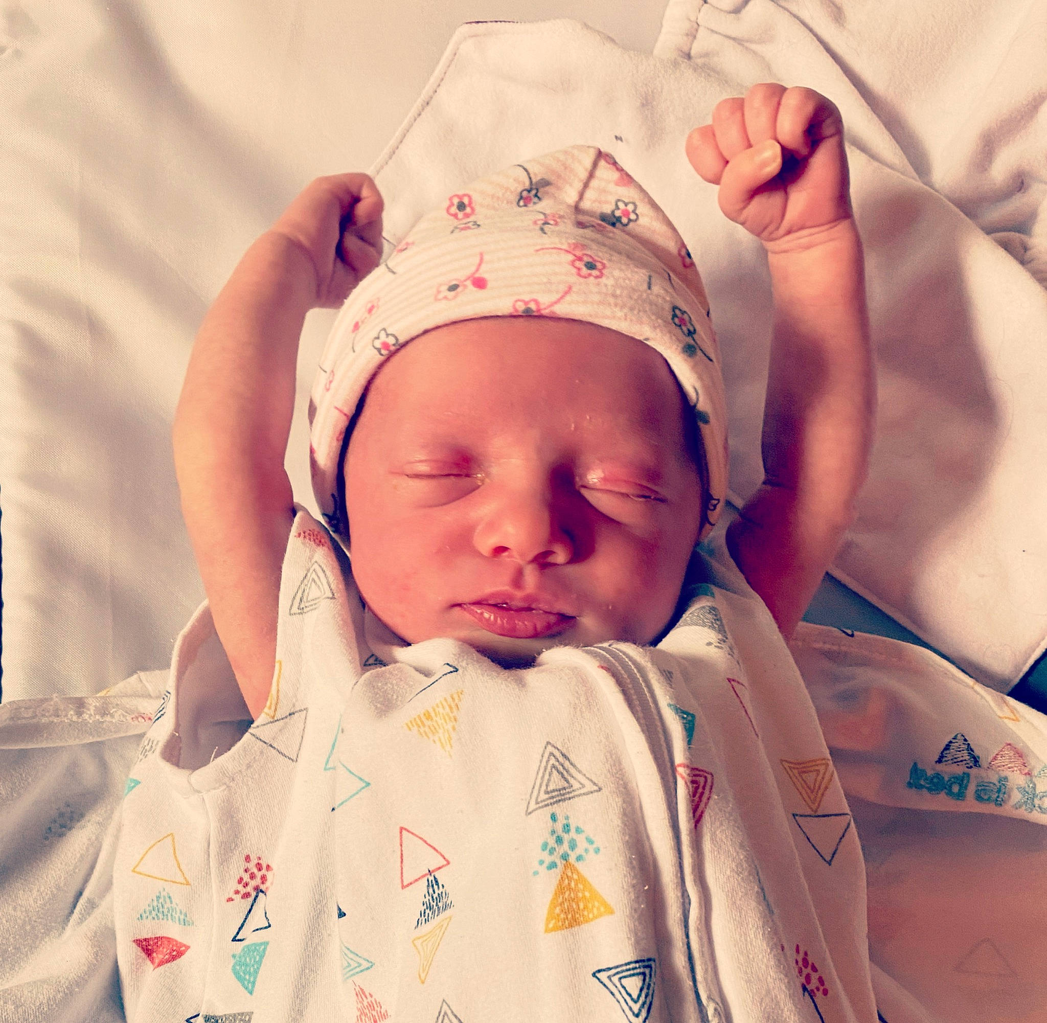 Jream is registered to the contest to win money with this photo: baby, baby_sleeping, baby_toddler_clothing, cap, cheek, child, comfort, cool, finger, gesture, happy, head, headwear, linens, mouth, person, pink, product, skin, sleeve