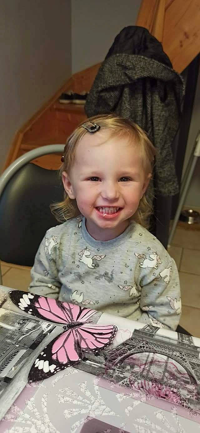 Youssera participe au concours pour gagner de l'argent avec cette photo : baby, baby_toddler_clothing, beauty, black, cheek, dress, eyelash, facial_expression, hair, hairstyle, happy, human_body, iris, joy, organ, person, pink, product, skin, sleeve