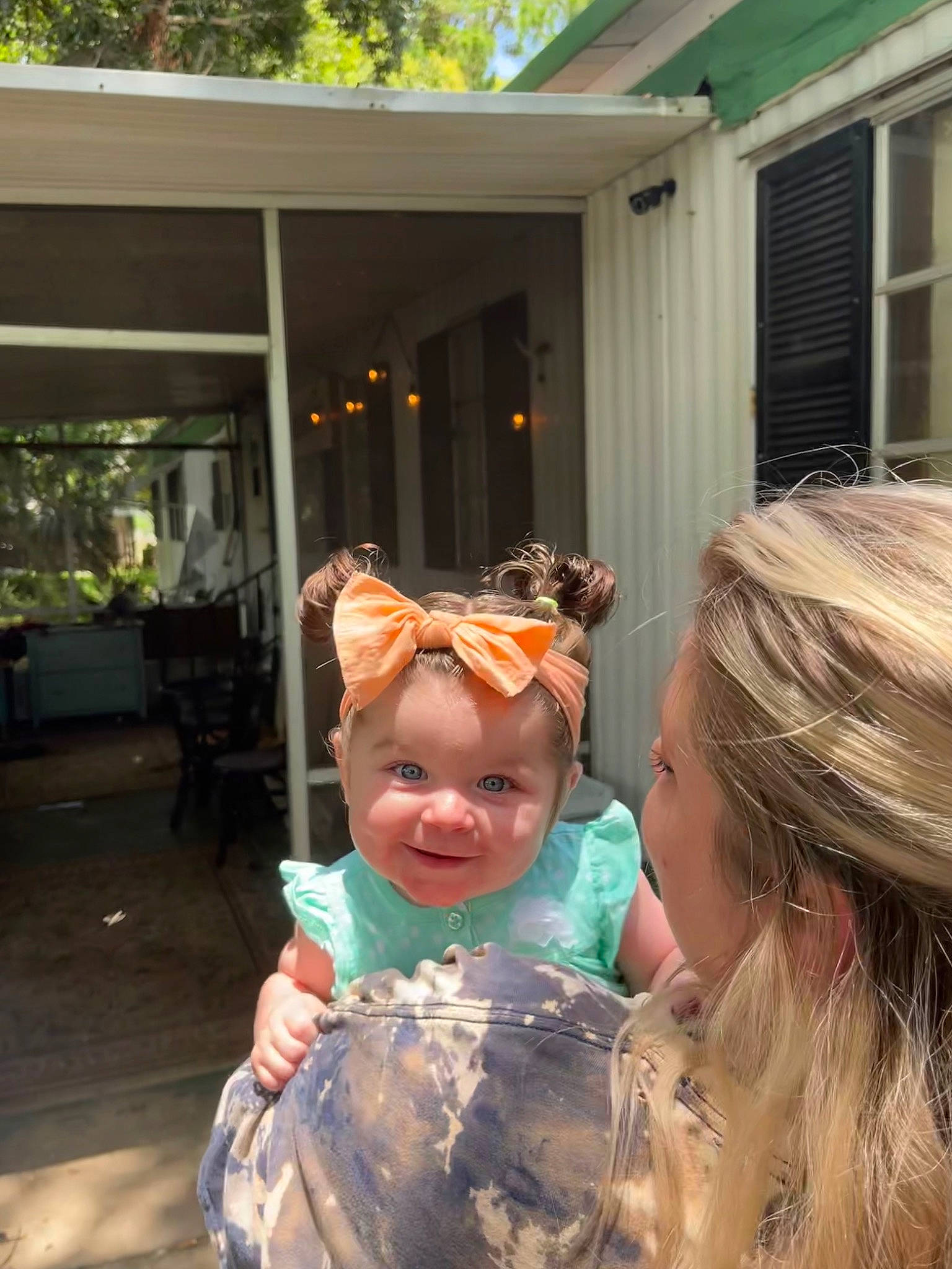 Florence is registered to the contest to win money with this photo: chair, child, costume, event, eyewear, fun, hair_coloring, happy, headwear, iris, jewellery, leisure, luxury_vehicle, person, personal_protective_equipment, sitting, t_shirt, toddler, tradition, tree