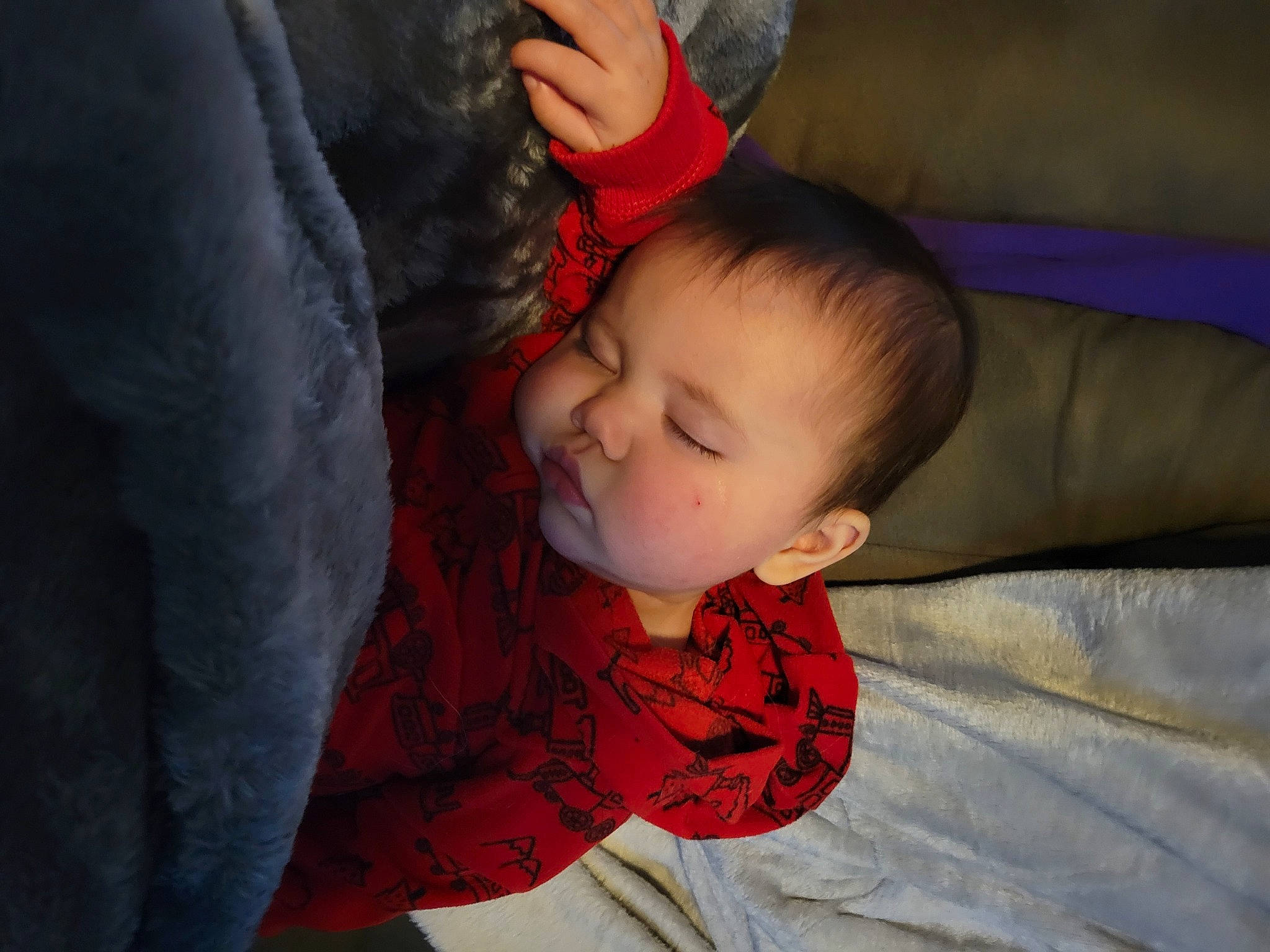 Ivory joined the competition — help win amazing prizes! baby, baby_toddler_clothing, cheek, child, comfort, couch, eye, finger, fun, hand, head, human_body, iris, nose, person, sitting, sleeve, smile, toddler, tree