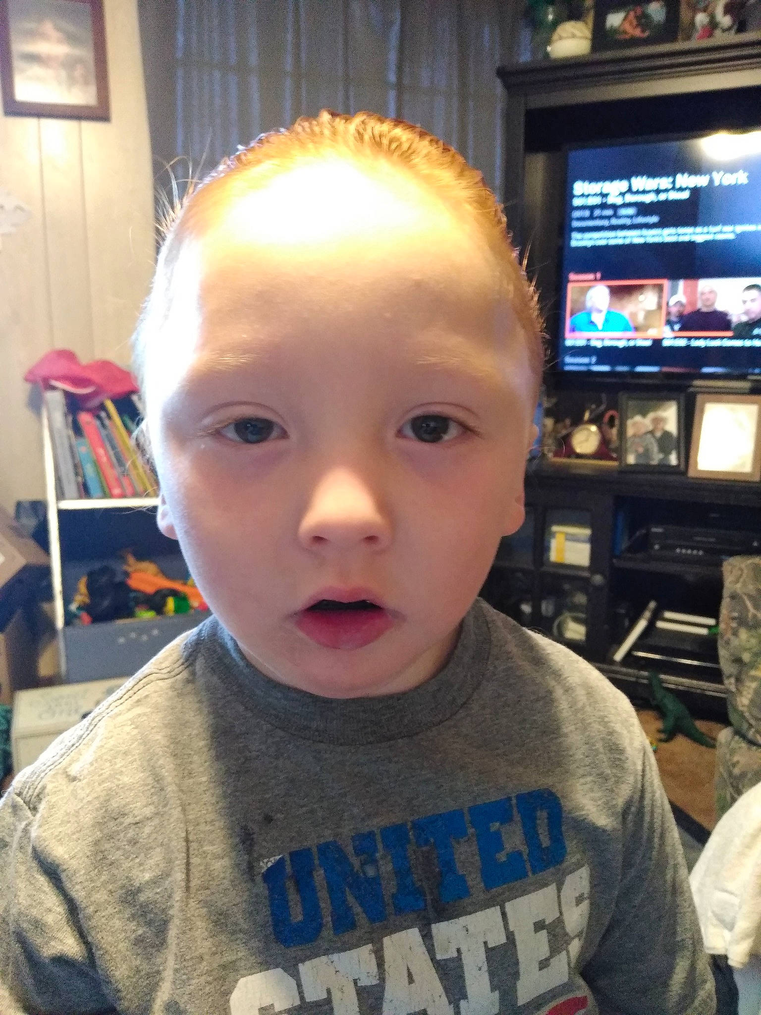 Canyon is registered to the contest to win money with this photo: baby, buzz_cut, cheek, child, chin, cool, ear, eyebrow, face, forehead, hair, hairstyle, head, jaw, male, nose, person, photography, selfie, smile