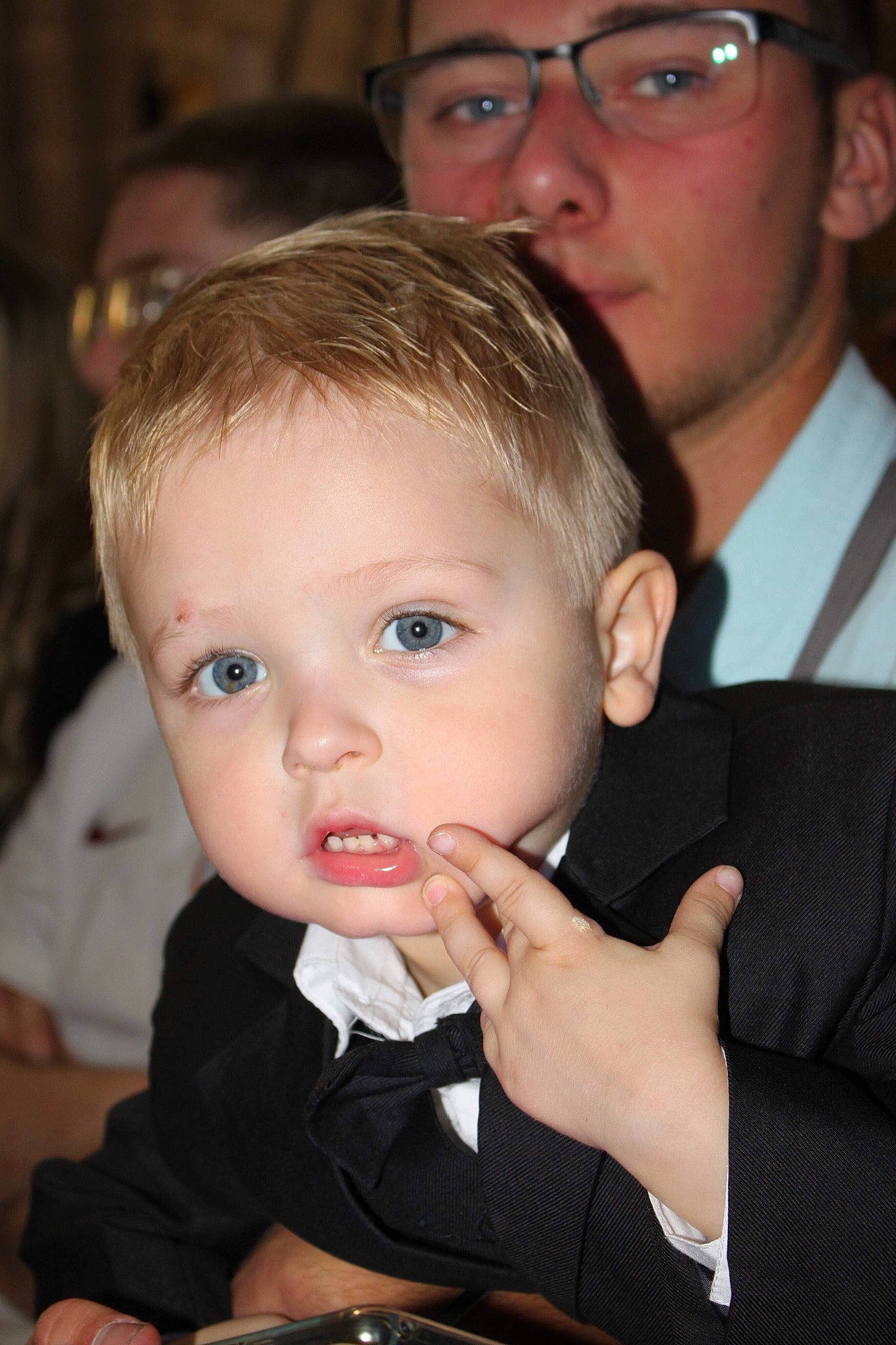 Julien a rejoint le concours — aidez-le/la à gagner de superbes lots ! boy, cheek, child, chin, day, ear, eye, facial_expression, fun, girl, hairstyle, happiness, human, infant, nose, people, person, skin, smile, toddler