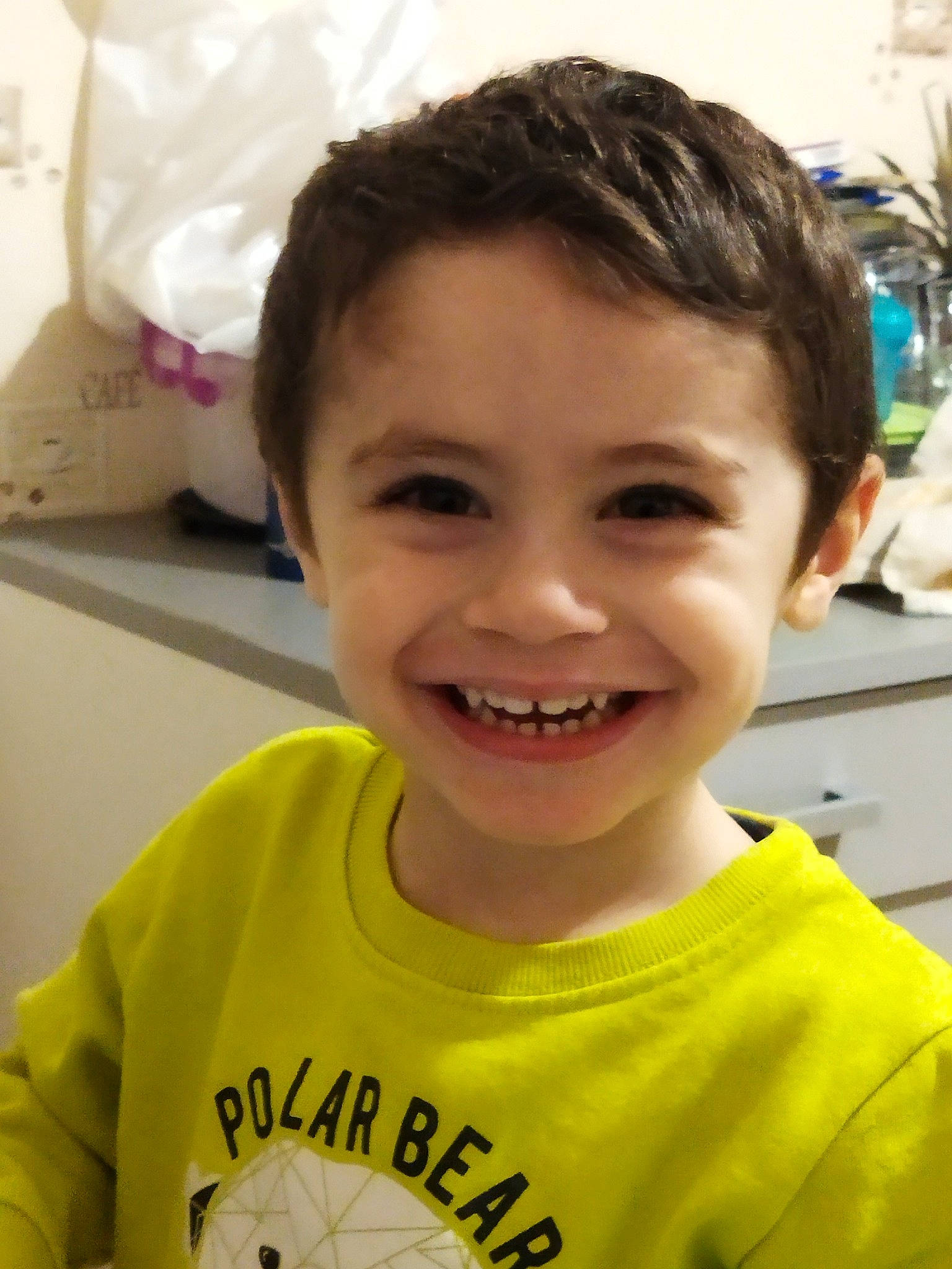 Noam a rejoint le concours — aidez-le/la à gagner de superbes lots ! cheek, child, chin, ear, eye, eyelash, face, forehead, fun, hairstyle, happy, head, joy, nose, organ, person, skin, sleeve, smile, t_shirt