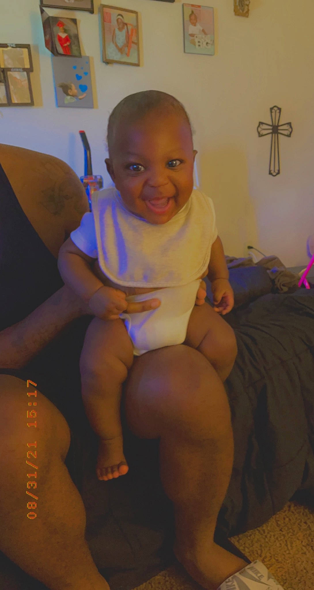 Jmarkus Jr joined the competition — help win amazing prizes! arm, comfort, eye, face, finger, hand, head, human, human_body, joint, knee, leg, mouth, muscle, neck, person, shoulder, skin, smile, standing