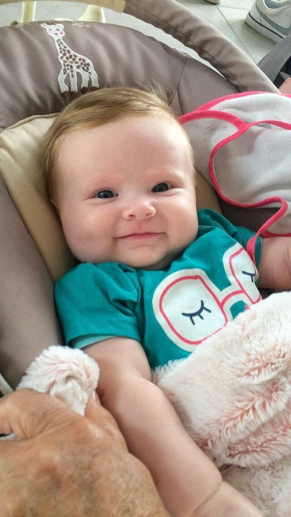 Flavie a rejoint le concours — aidez-le/la à gagner de superbes lots ! baby_products, cheek, child, day, eye, girl, infant, iris, person, product, skin, smile, textile, toddler