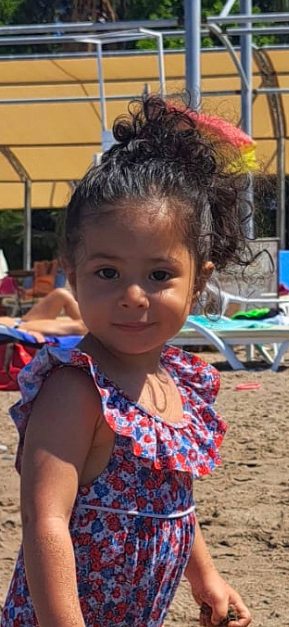 Nelhya a rejoint le concours — aidez-le/la à gagner de superbes lots ! adaptation, beauty, child, chin, eye, facial_expression, fun, happy, joy, leisure, lip, mammal, organ, person, recreation, skin, smile, summer, toddler, tree