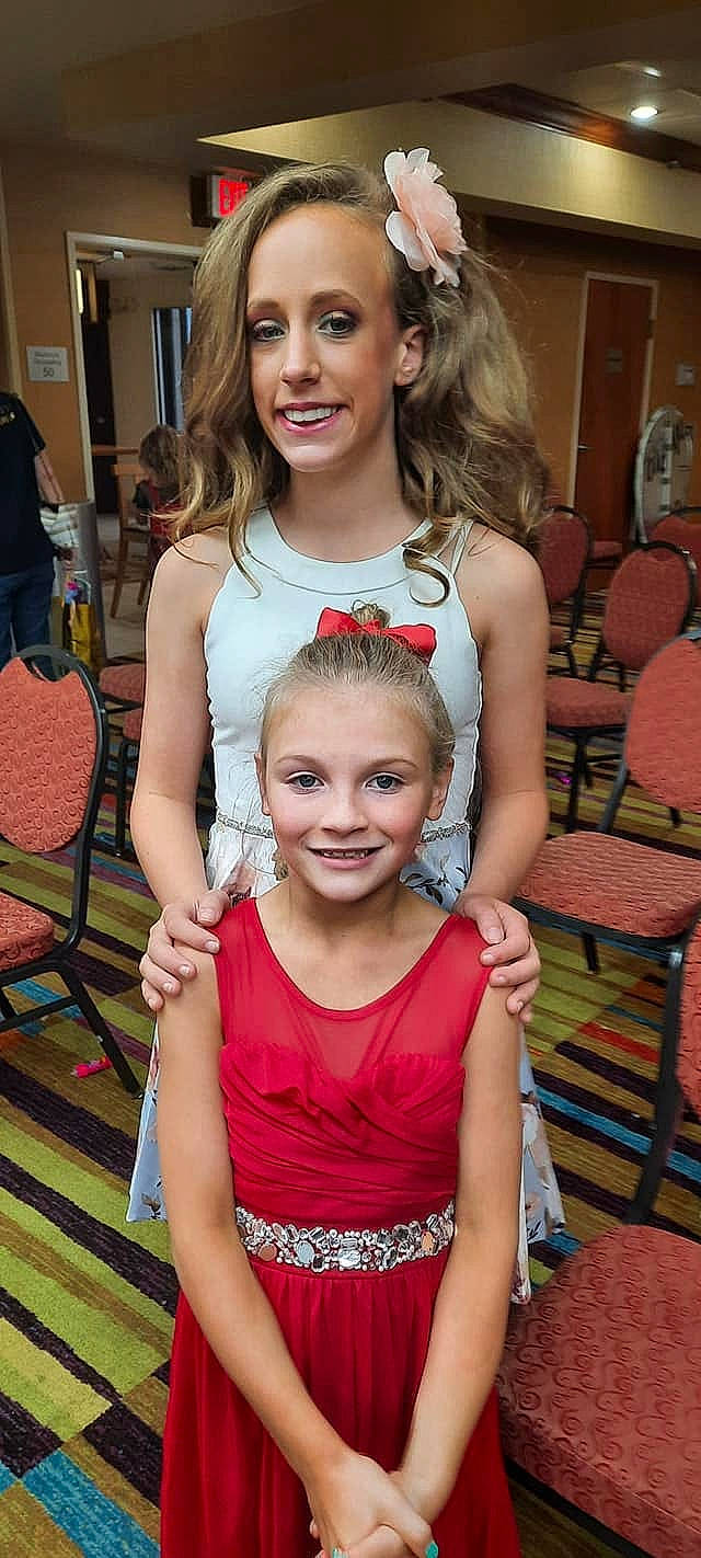 Kinley joined the competition — help win amazing prizes! arm, beauty, beauty_salon, chair, child, eyelash, face, fashion, fun, hair, hairstyle, happy, head, joy, makeover, people, person, red, skin, smile