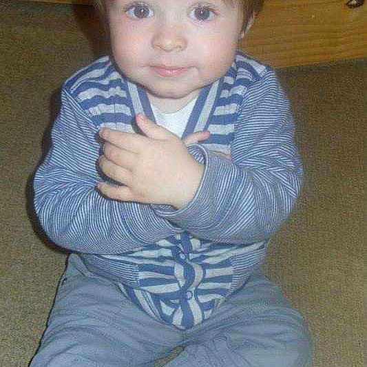 Xavier is registered to the contest to win money with this photo: