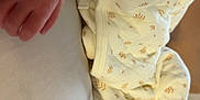Kahyna participe au concours pour gagner de l'argent avec cette photo : baby, blanket, closeup, clothing, cozy, cute, hand, hat, hospital, indoors, infant, newborn, peaceful, person, resting, skin, sleeping, soft, warm, wristband