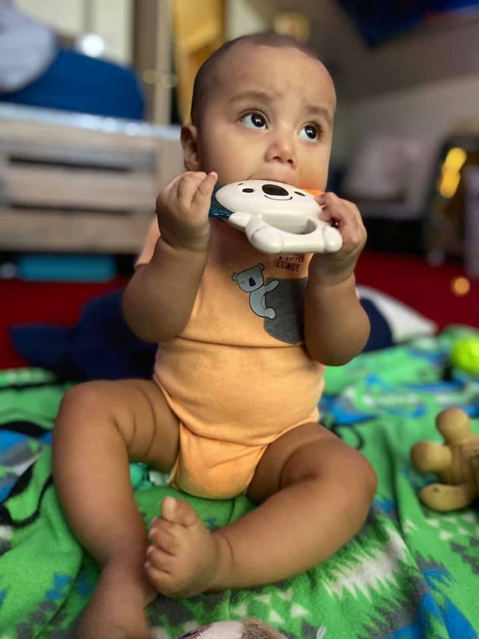 Jeremy is registered to the contest to win money with this photo: baby, child, diaper, person, sitting, surprise, toddler