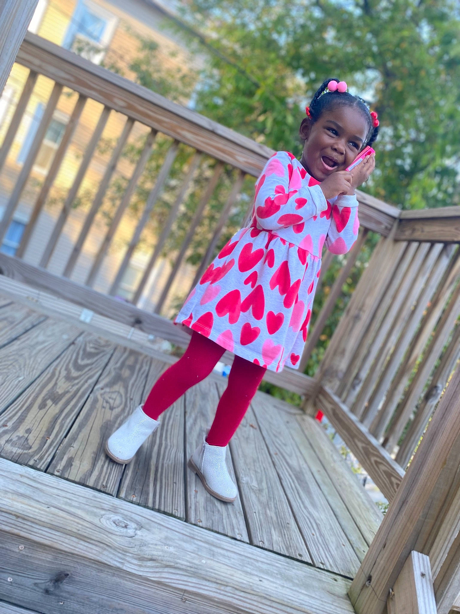 Alaiya is registered to the contest to win money with this photo: baby_toddler_clothing, dress, electric_blue, foot, hat, human_leg, leg, leisure, magenta, pattern, person, pink, plant, sleeve, smile, sunglasses, thigh, toddler, tree, waist
