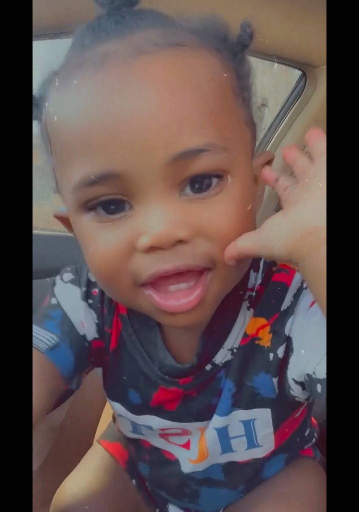 Jeremiah is registered to the contest to win money with this photo: black_hair, cheek, cool, ear, eyelash, forehead, fun, gesture, happy, iris, jaw, lip, mouth, nose, person, selfie, skin, smile, t_shirt, thumb