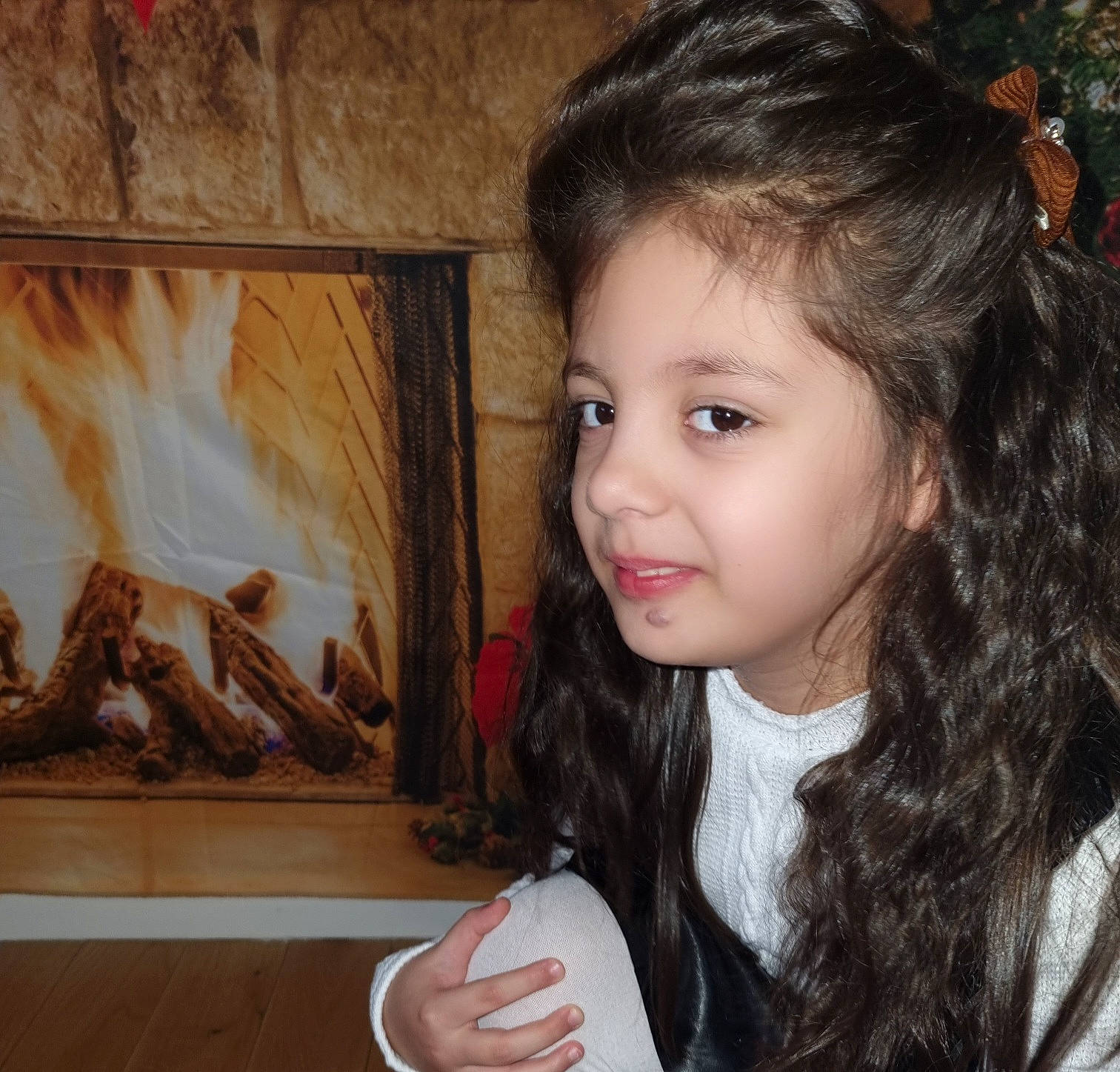 Alisha is registered to the contest to win money with this photo: art, beauty, black_hair, cheek, child, eye, eyebrow, eyelash, flash_photography, happy, human, human_body, iris, lip, long_hair, nose, organ, person, skin, textile