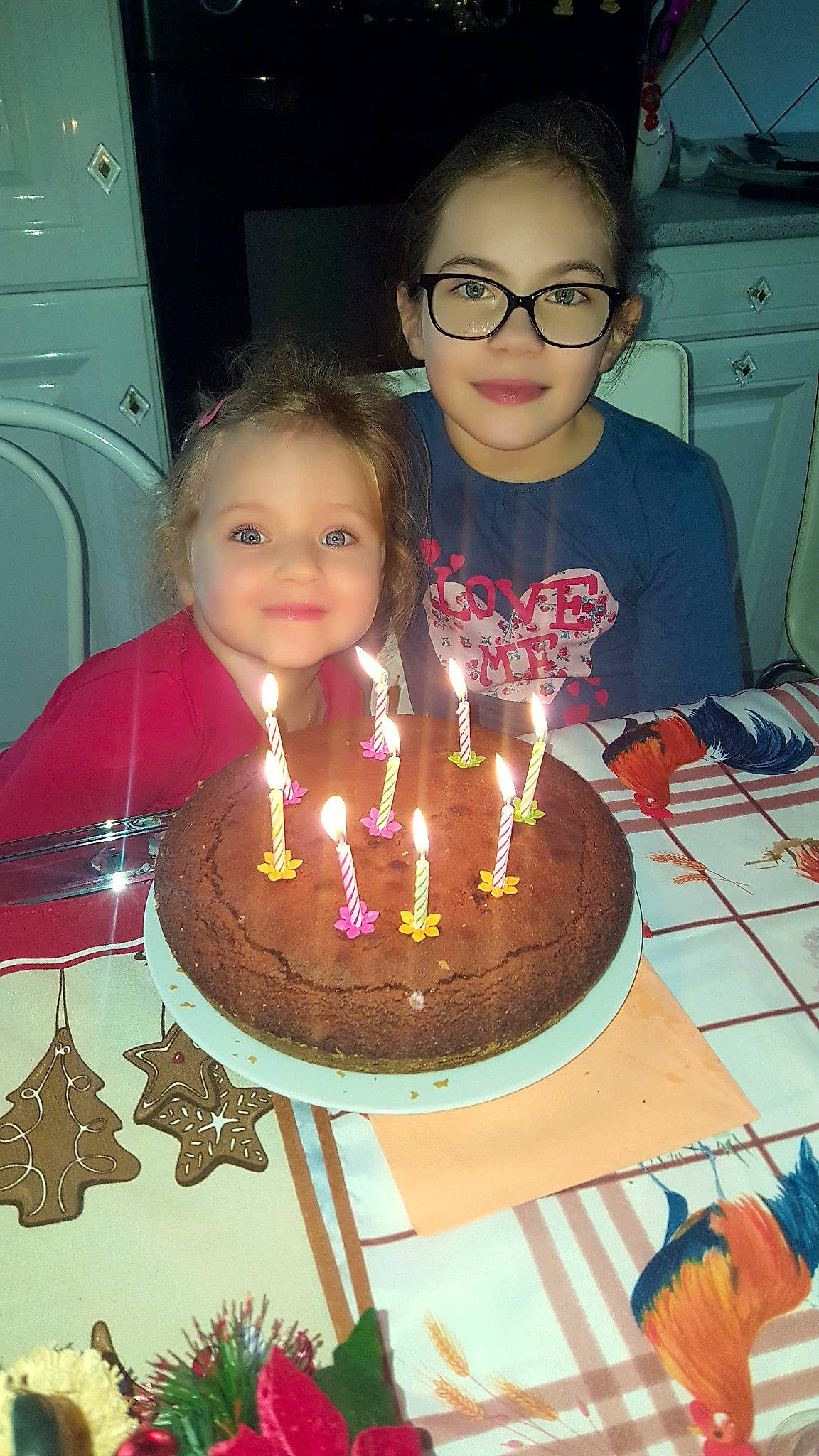 Lylou participe au concours pour gagner de l'argent avec cette photo : baked_goods, baking, birthday, birthday_cake, buttercream, cake, cake_decorating, candle, chocolate_cake, dessert, event, fondant, food, icing, lighting, party, pasteles, person, sugar_paste, sweetness