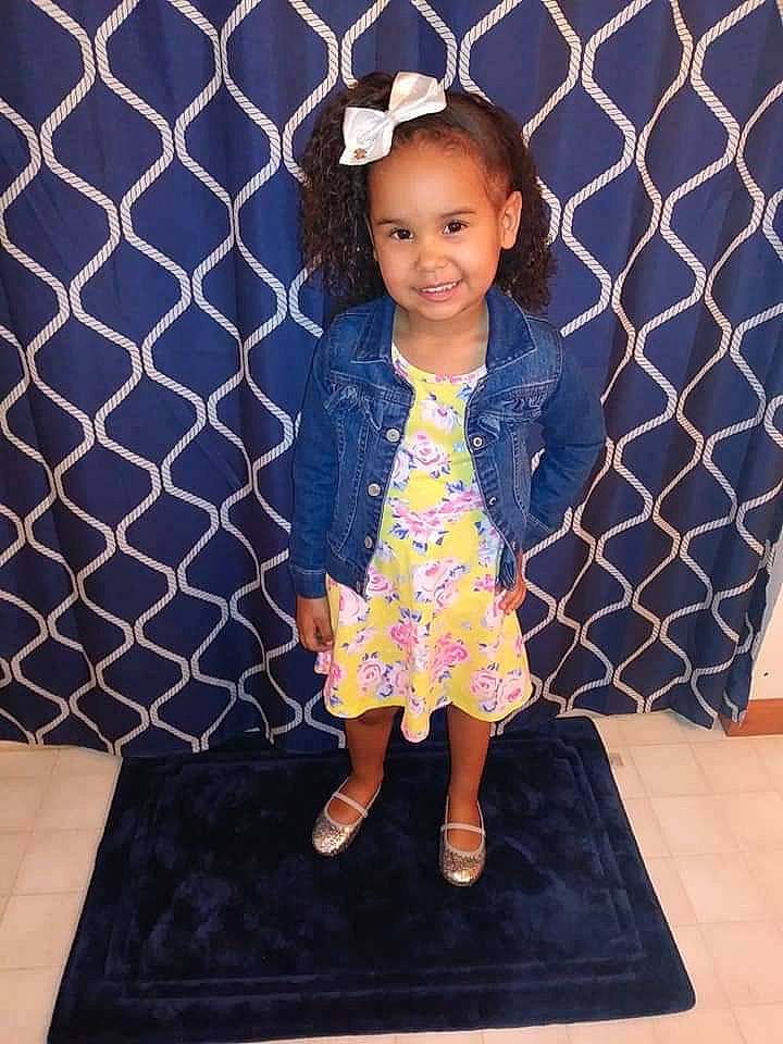 Jaeden is registered to the contest to win money with this photo: child, joy, pattern, person, sleeve, textile, toddler