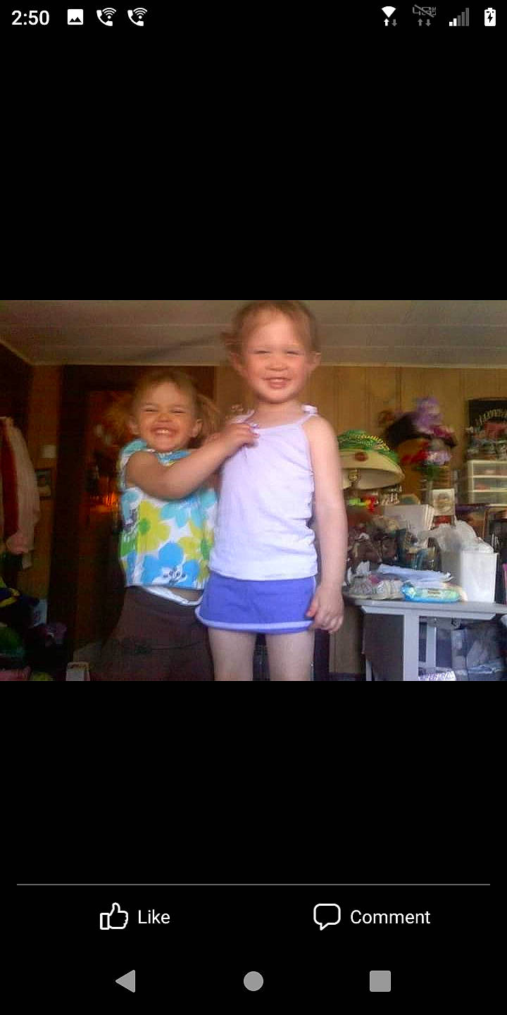 Lakesha is registered to the contest to win money with this photo: blond, child, electric_blue, entertainment, event, flash_photography, fun, gesture, happy, joy, laugh, leisure, magenta, person, recreation, room, shorts, smile, standing, t_shirt